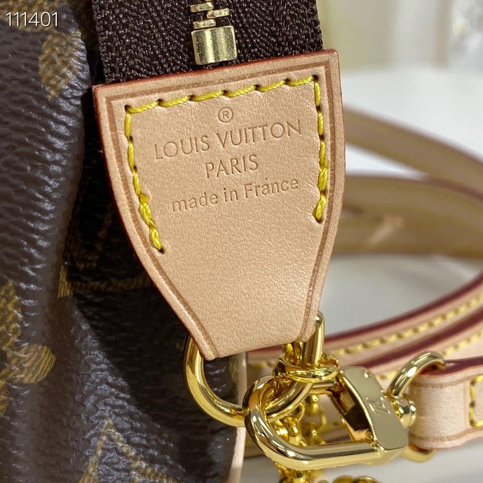 L0vis Vvtt0n Pochette Eva Monogram Canvas Brown 25Cm