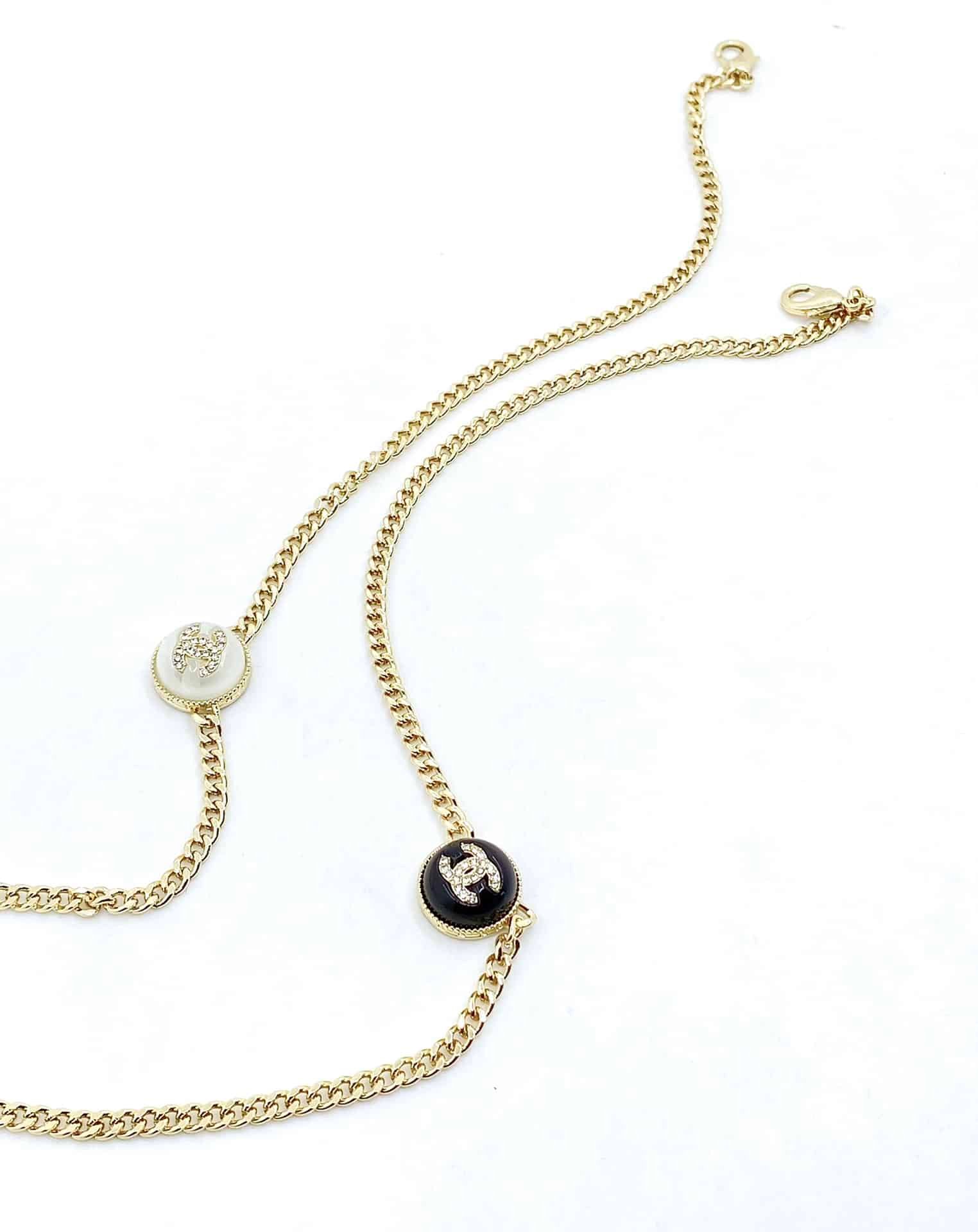 Ch**el Logo Cc Necklace In Gold Metal Black Resin