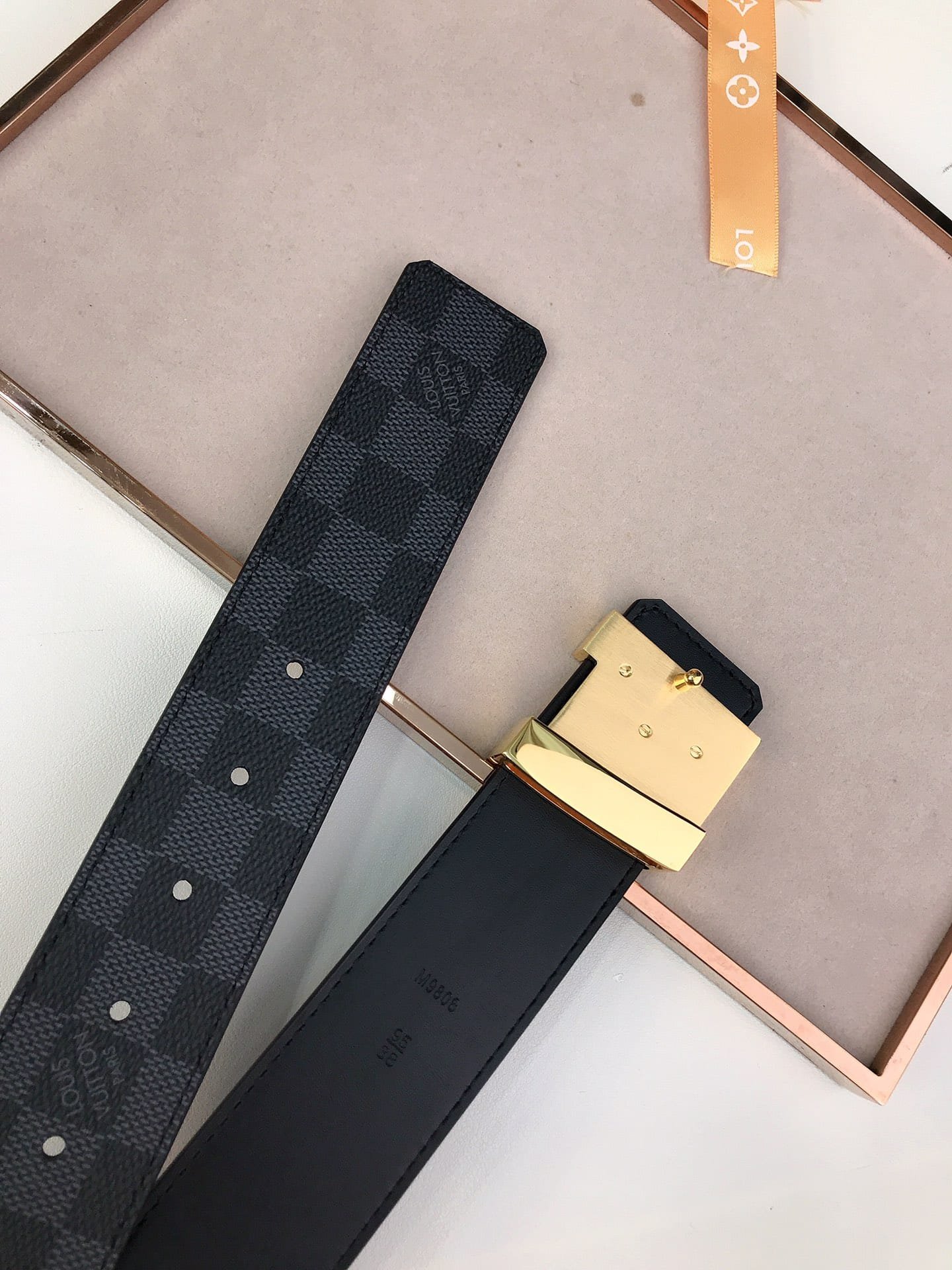 L0vis Vvtt0n Lv Ceinture Initiales Reversible Gold 4Cm