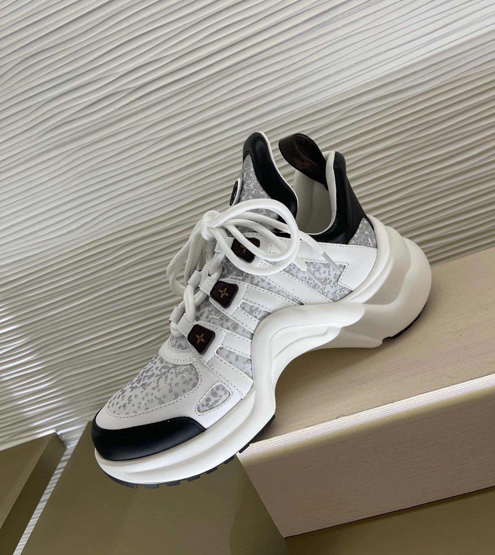 L0vis Vvtt0n Archlight Sneaker White