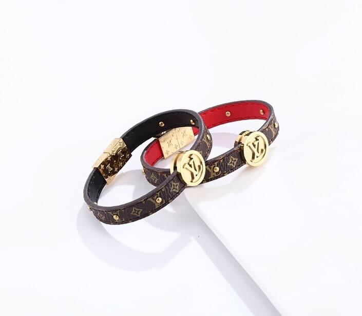 L0vis Vvtt0n Circle Reversible Bracelet Monogram Rouge M6268E