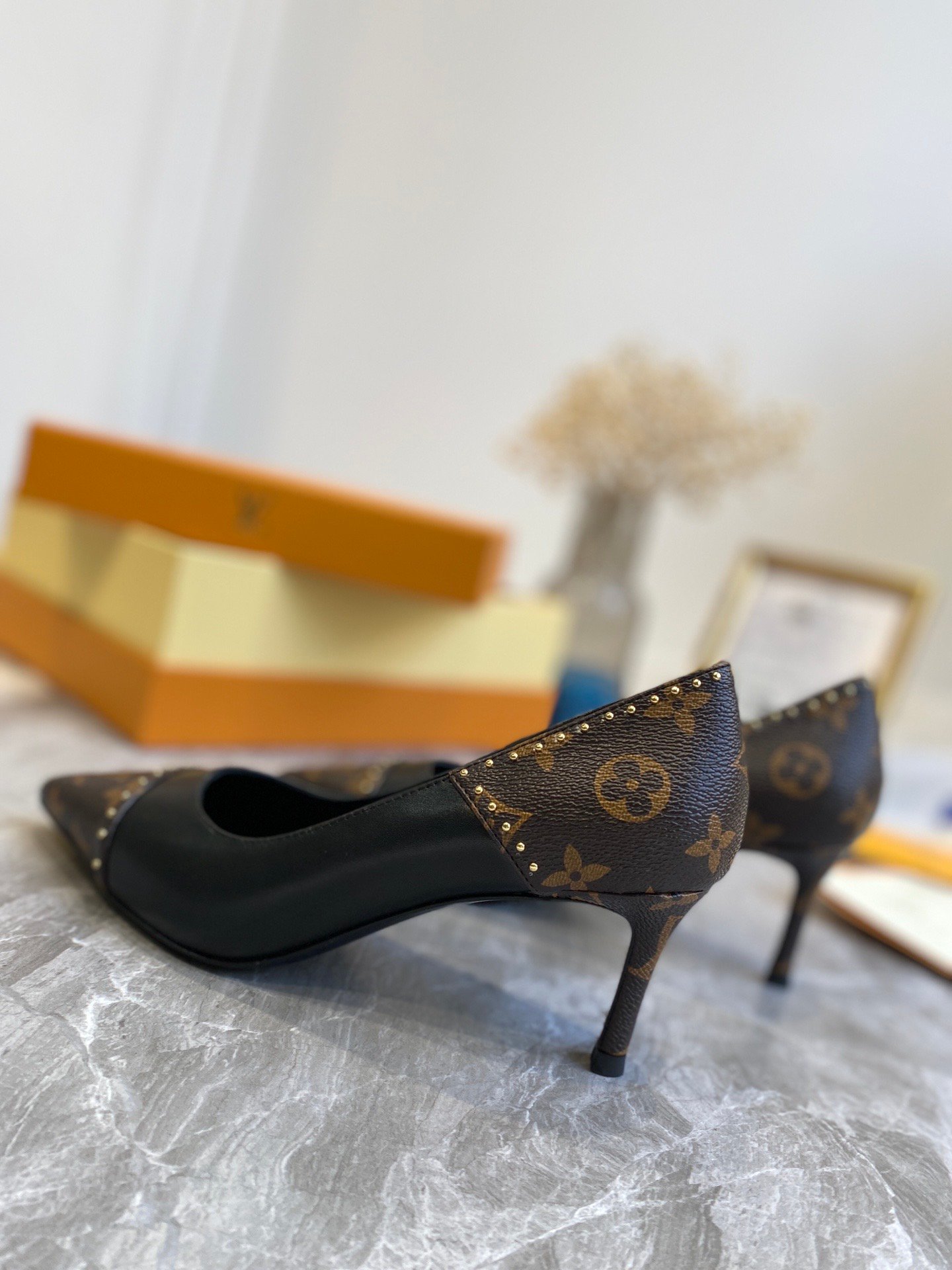 L0vis Vvtt0n Cherie Pump Black Brown 1A8N7F
