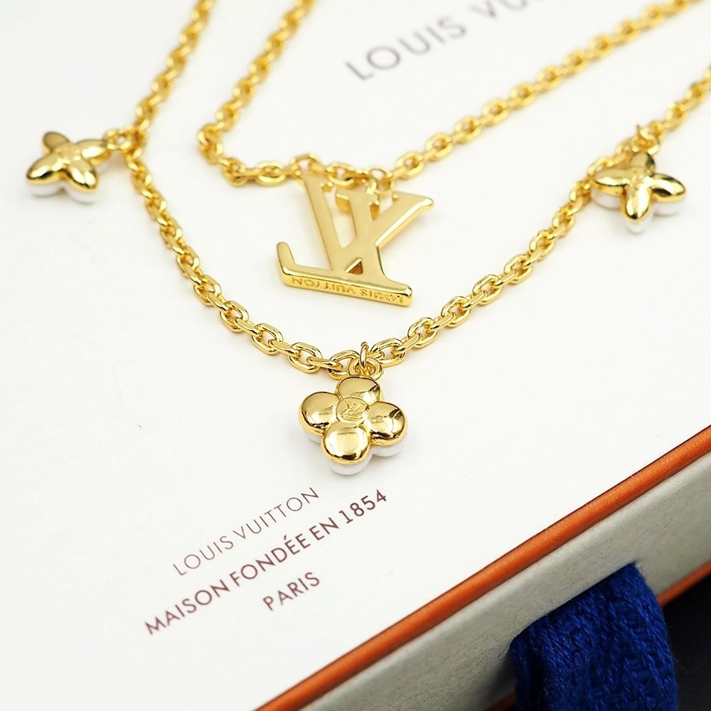 L0vis Vvtt0n Lv Floragram Necklace Gold M00981