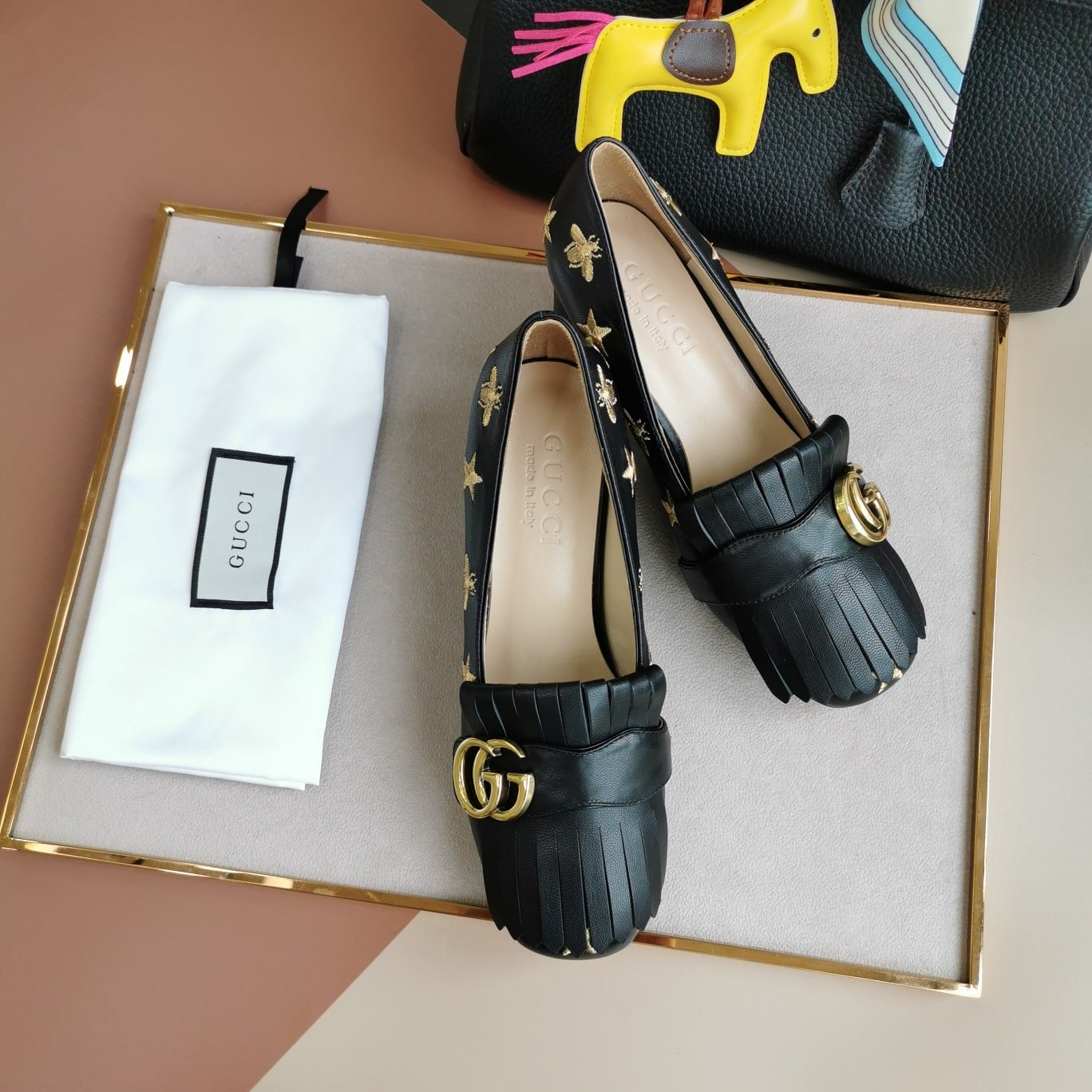 Gvc*1 Embroidered Bee Star Leather Mid-Heel Pump Black
