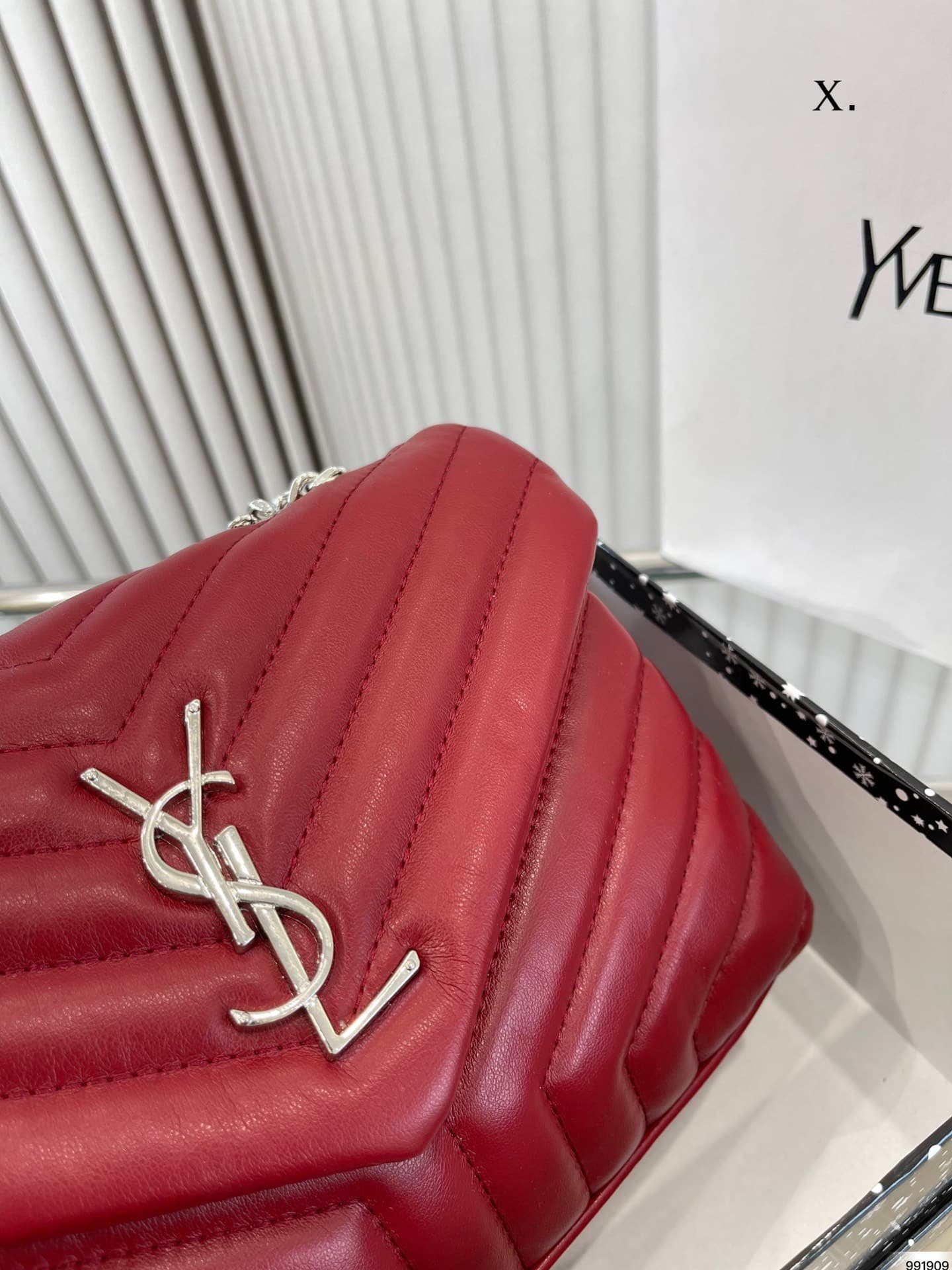 Sa1nt Lau*nt Loulou Small Chain Bag In Quilted “Y” Leather Wine Red