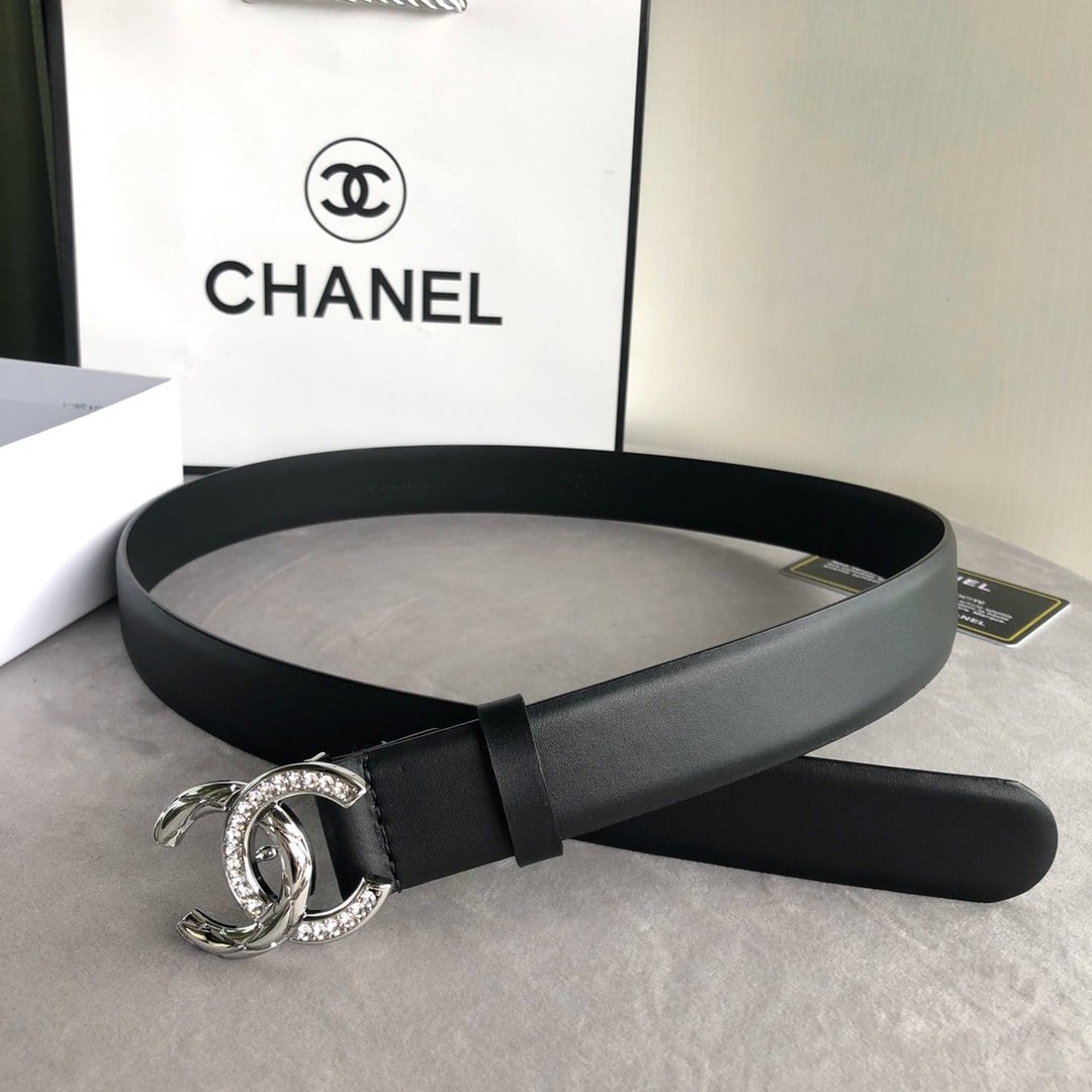 Ch**el Pearl And Leather Silver Tone Metal Black 3Cm