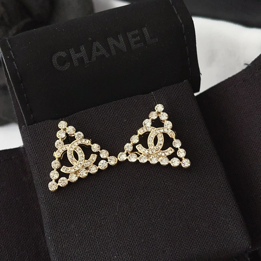 Ch**el Cc Logo With Triangular Gemstones Gold Ab2468 B010203 Nk635