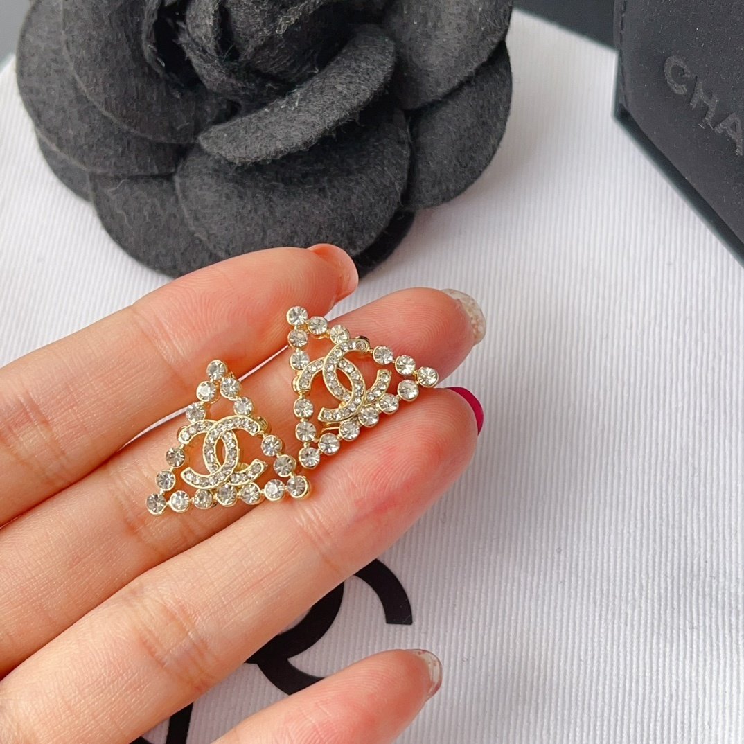 Ch**el Cc Logo With Triangular Gemstones Gold Ab2468 B010203 Nk635