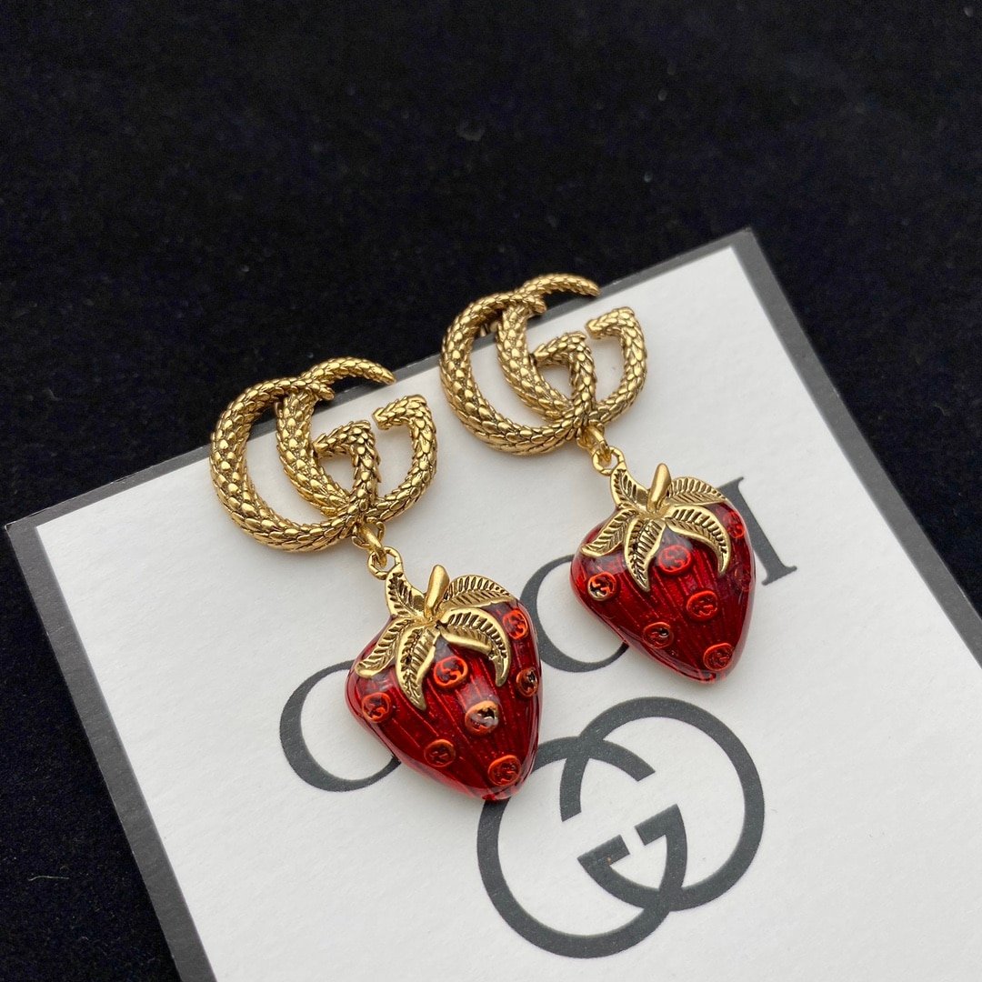 Gvc*1 Gg Strawberry Earrings