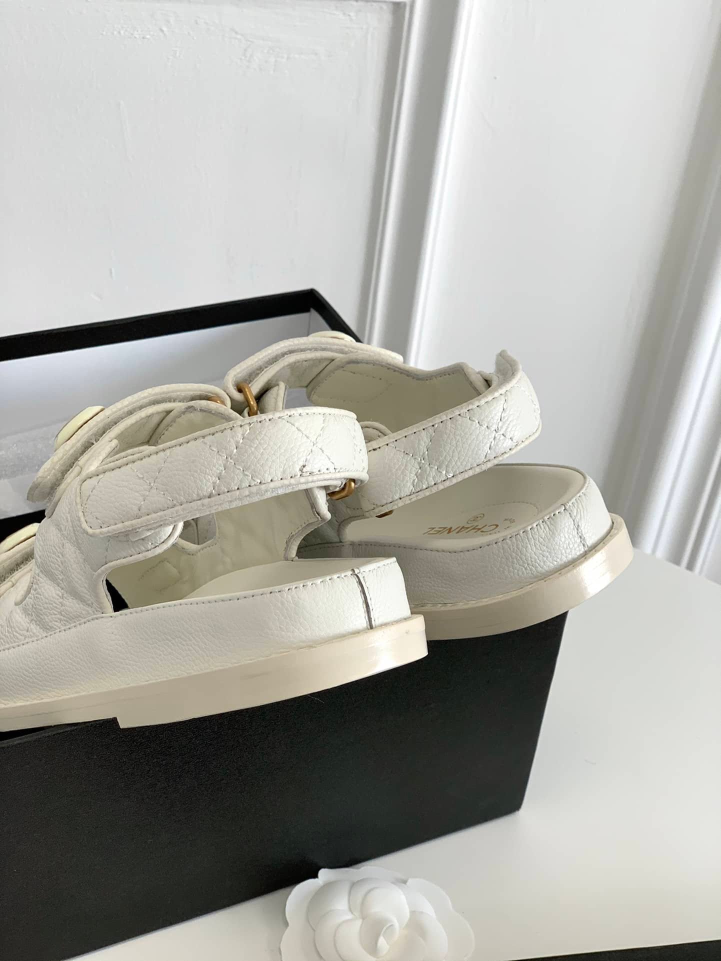 Ch**el Cc Button Velcro White Sandals Grained Calfskin Leather