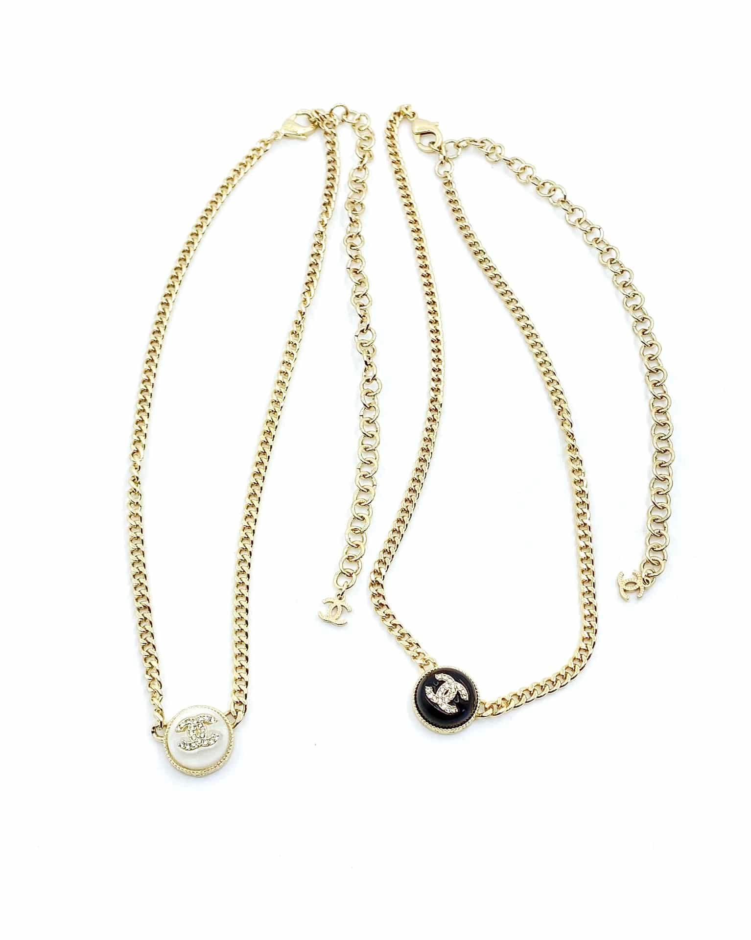 Ch**el Logo Cc Necklace In Gold Metal And Silver Resin