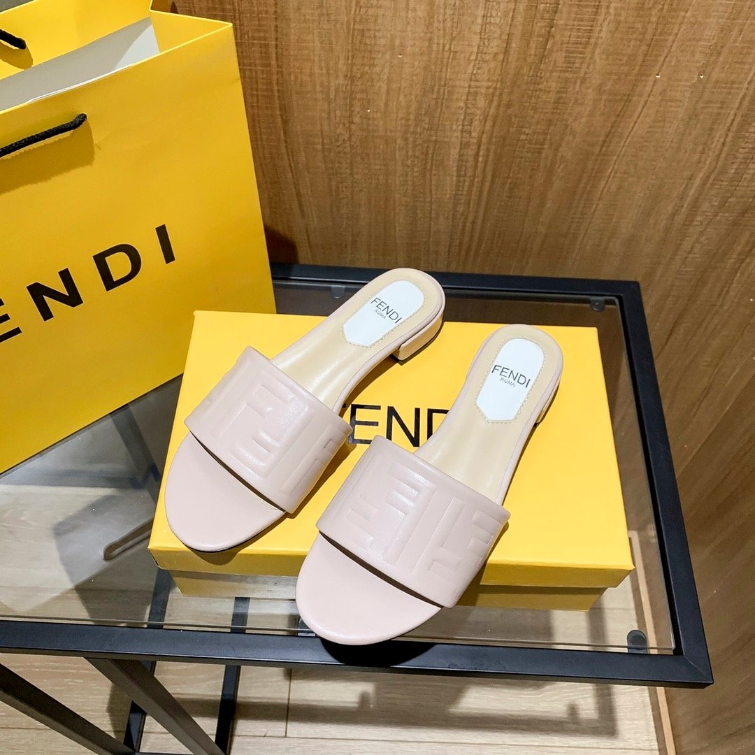 F**di Silk Cowhide Slippers Light Pink