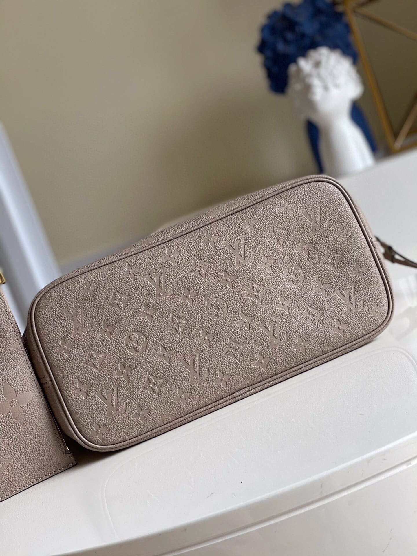 L0vis Vvtt0n Neverfull Mm Turtledove Gray 31Cm M45686