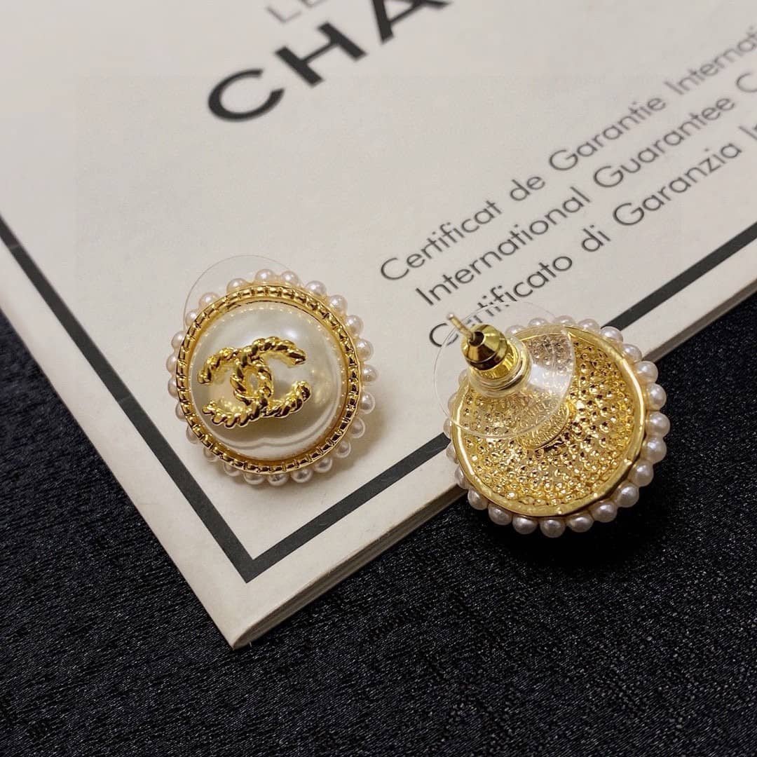 Ch**el Button Pearl Earrings