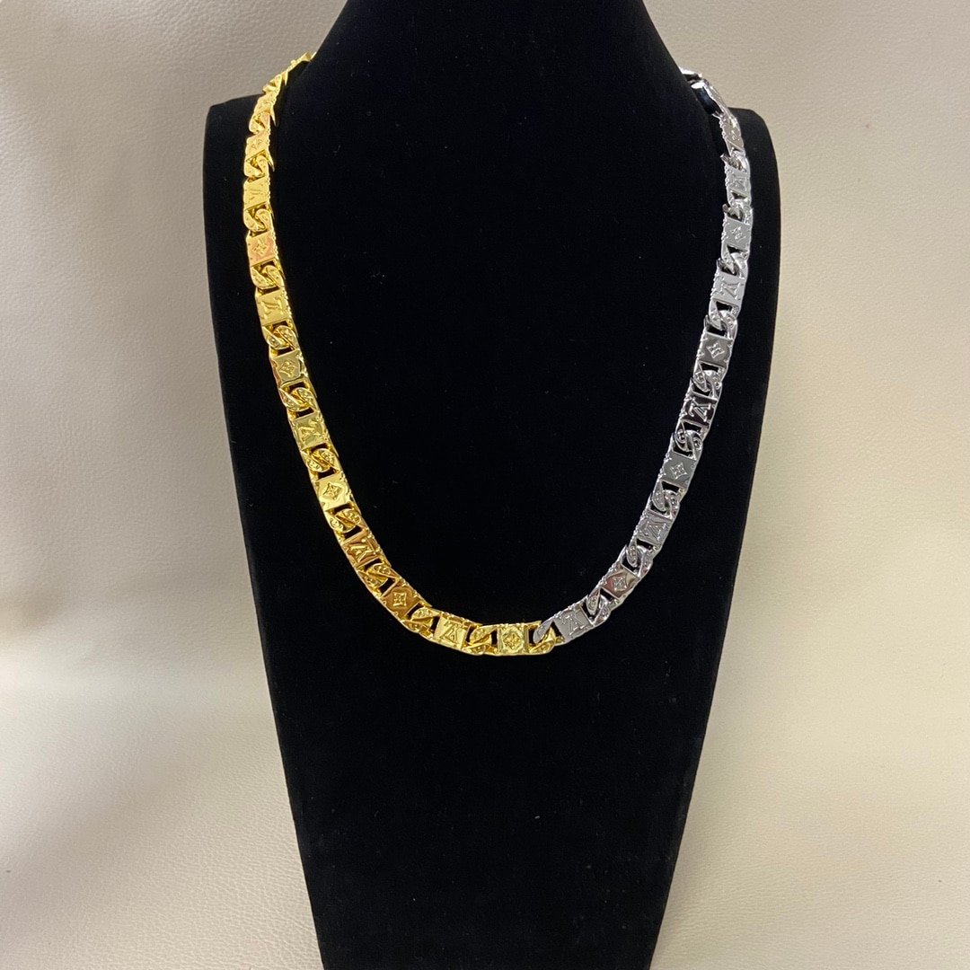 L0vis Vvtt0n Monogram Tied Up Necklace Gold And Silver M02229