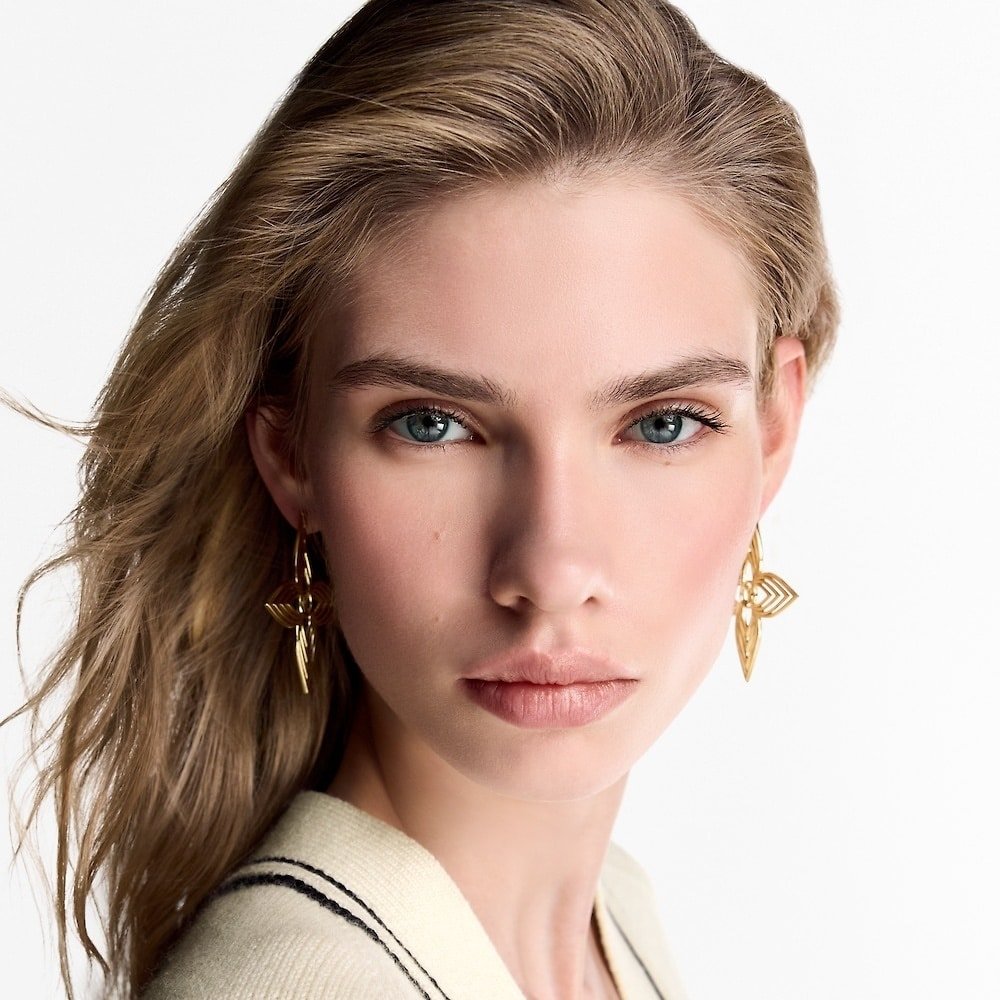 L0vis Vvtt0n Lv Breeze Earrings Gold M02659