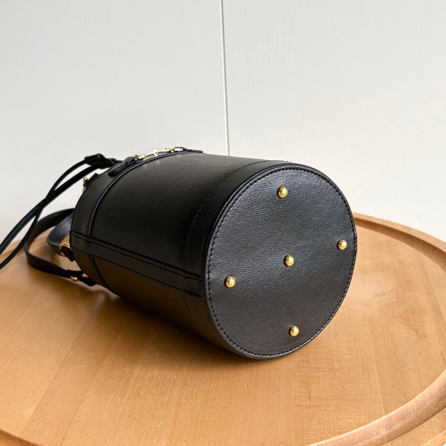 Gvc*1 Horsebit 1955 Small Bucket Bag Black 16Cm 637115 1Dbyg 1000