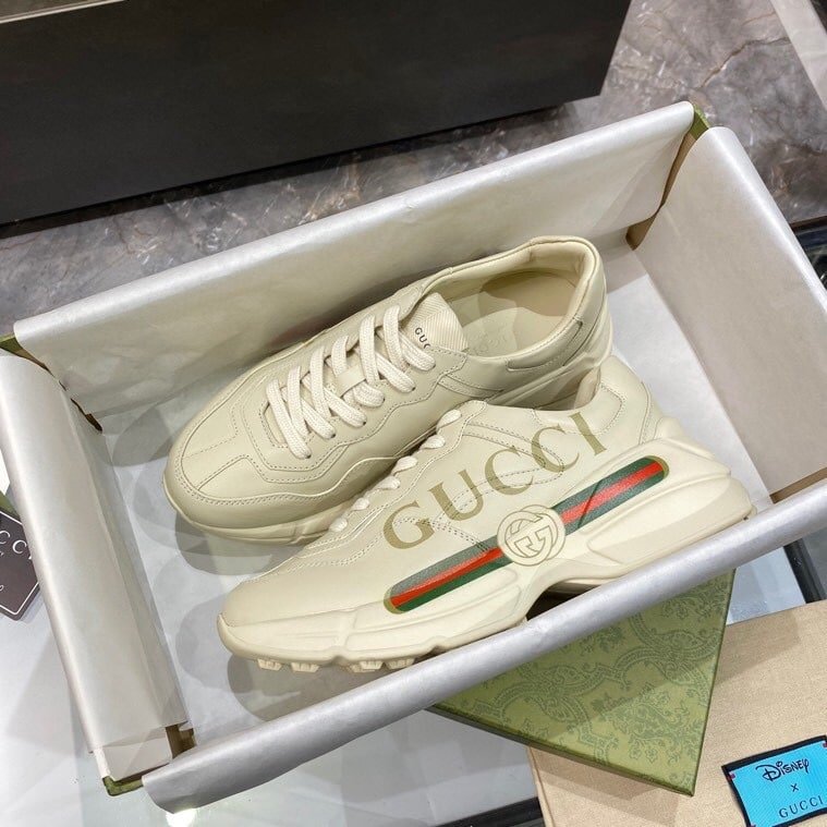 Gvc*1 Women Rhyton Gvc*1 Logo Leather Sneaker Beige 528892 Drw00 9522