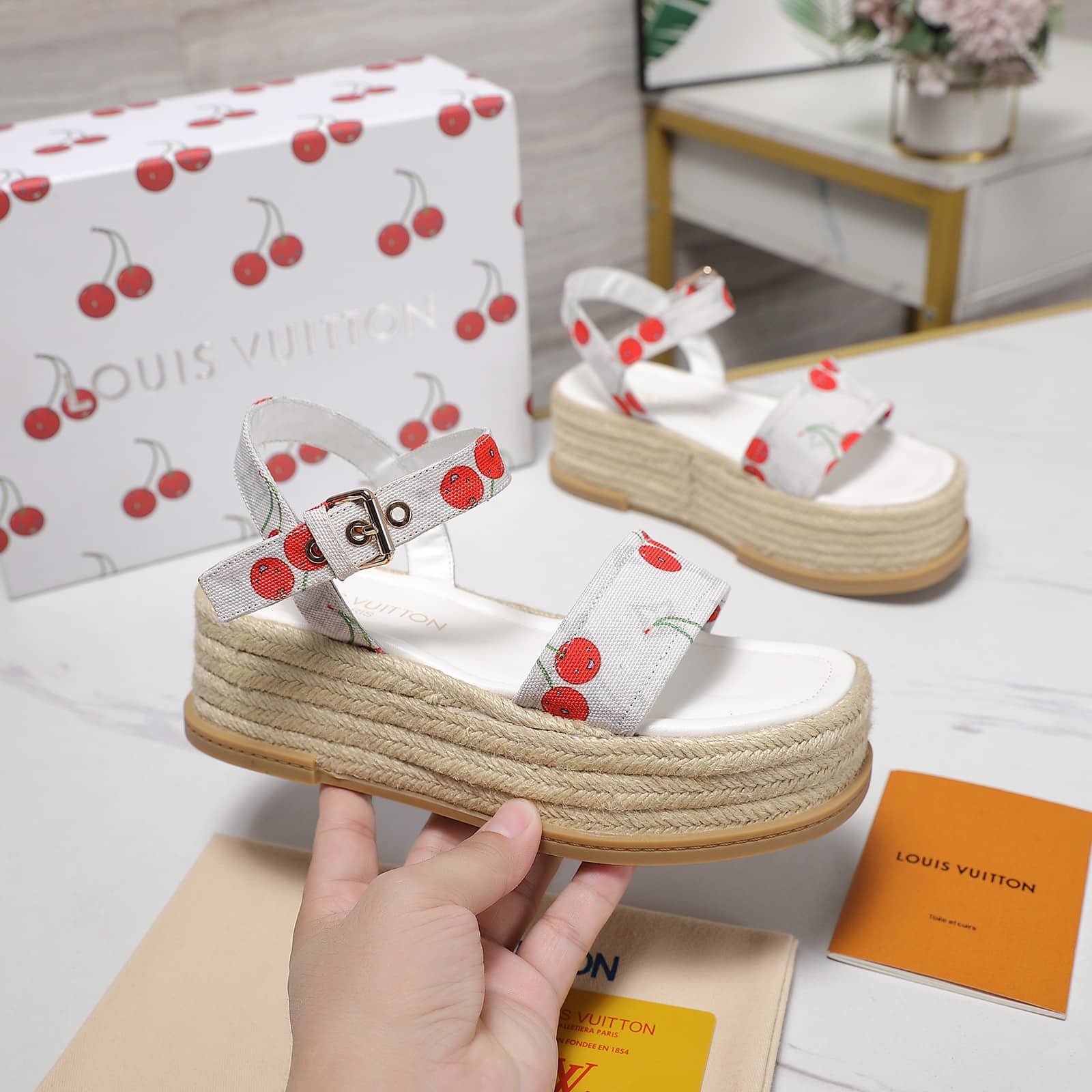 L0vis Vvtt0n X Takashi Maya Platform Sandal Monogram Cherry 1Ahnsk