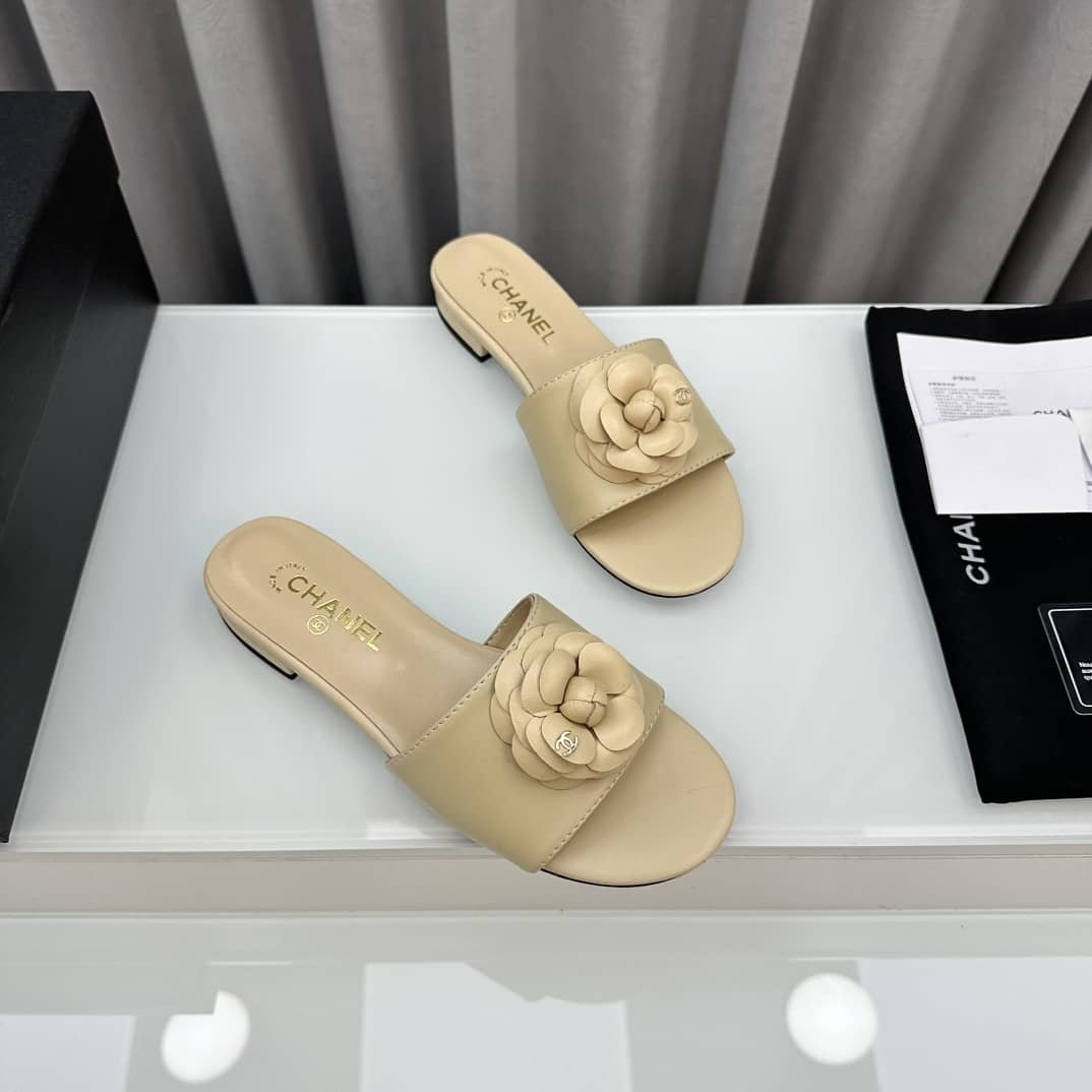 Ch**el Camellia Slides Beige