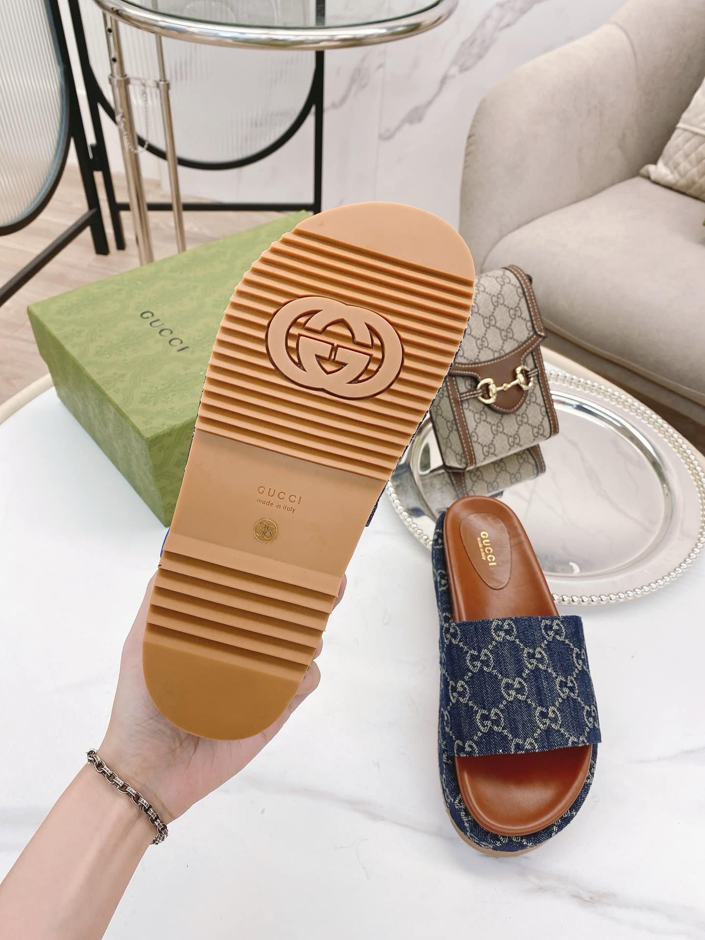 Gvc*1 Women’S Platform Slide Sandal Blue ‎623212 2Kq00 4402