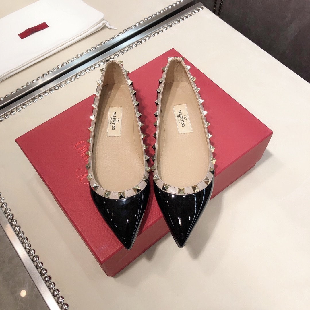 Va1e*ntin0 Patent Rockstud Ballet Flat Black 5W2S0403Vnw N91