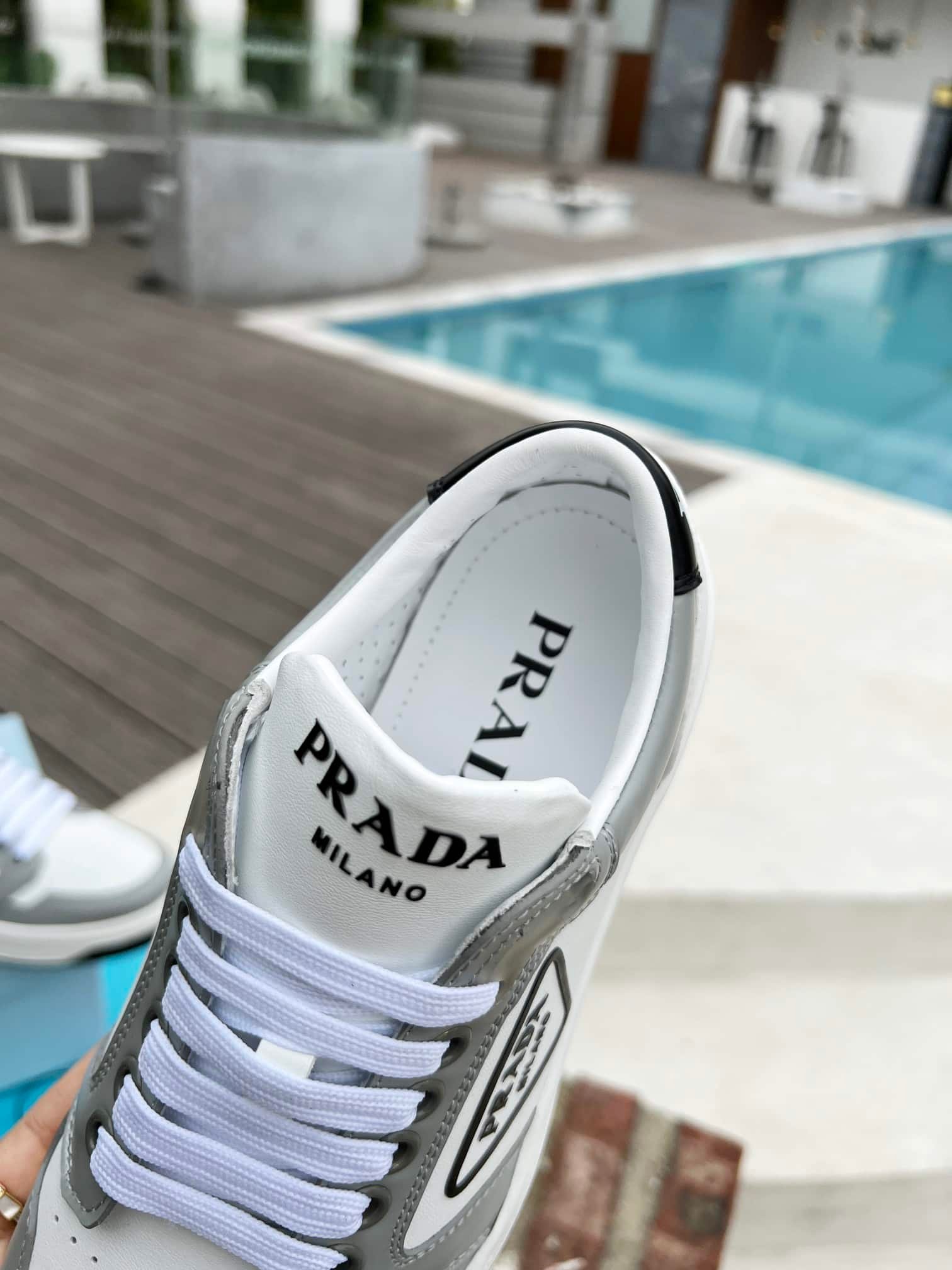 Pra*a District Leather Sneakers White Grey 1E790M 3Lj6 F0A4C F 030