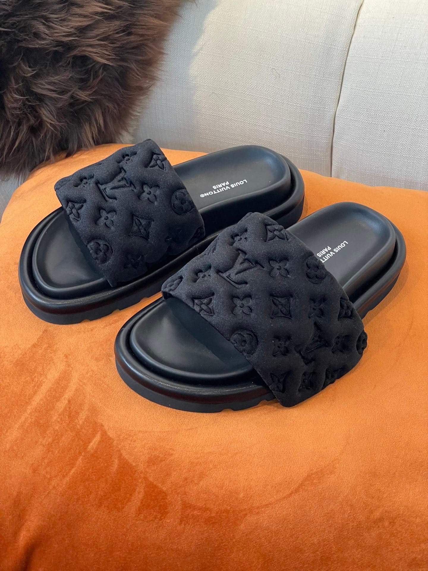 L0vis Vvtt0n Pool Pillow Comfort Mule Black 1Aa1Eh