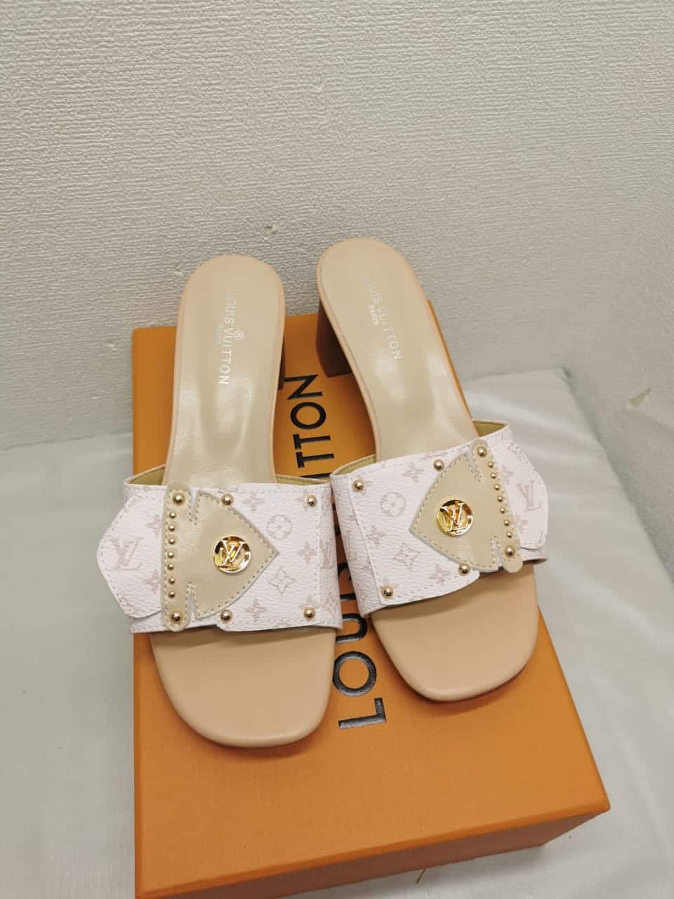 L0vis Vvtt0n Lv Frame Mule Dune Beige 1Ahmrn