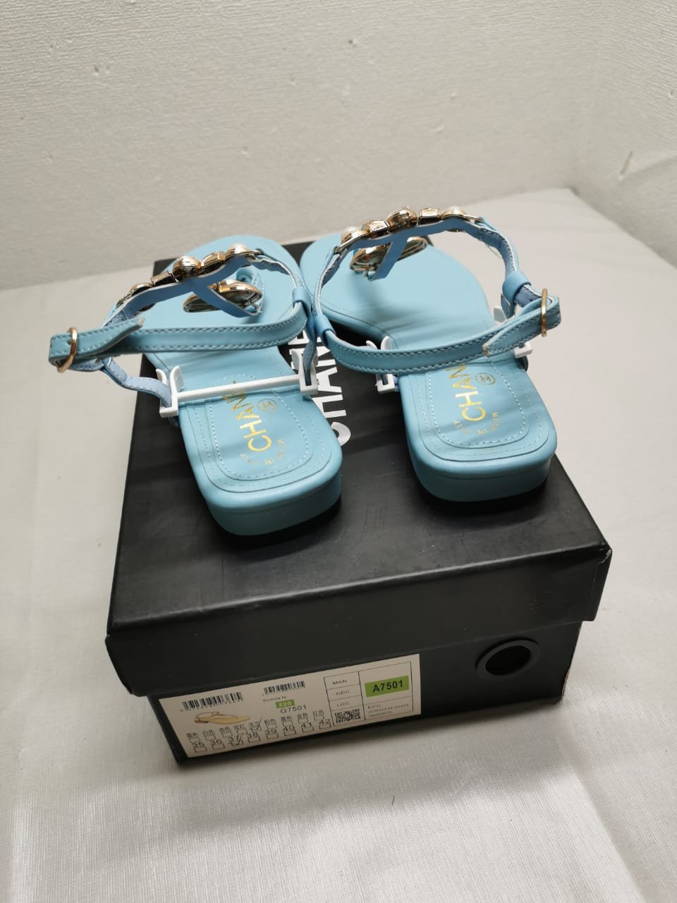 Ch**el Shiny Pearl Crystal Cc Heart Thong Sandals Light Blue