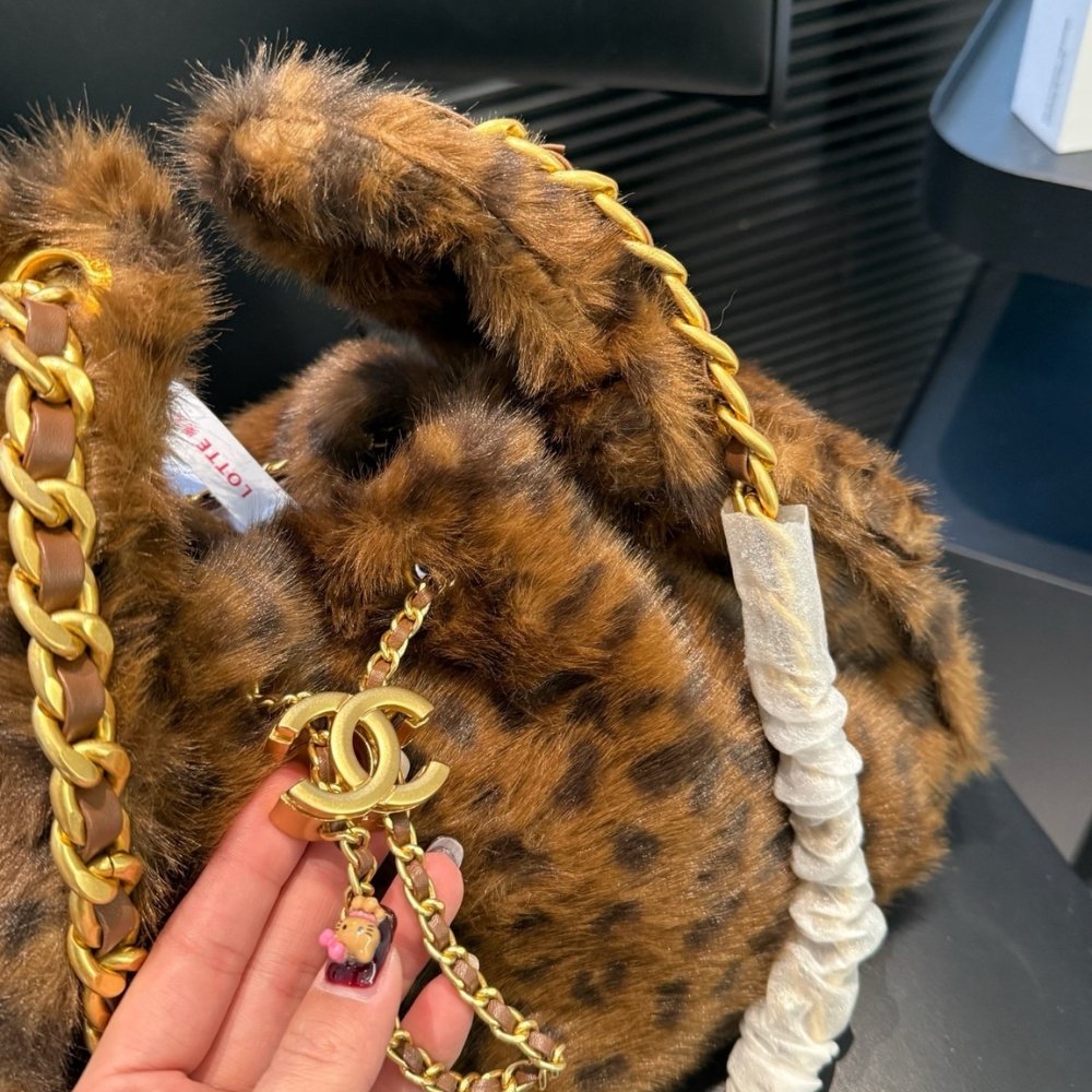 Ch**el 25 Small Handbag Faux Leopard Fur And Gold Tone Metal Brown 28Cm
