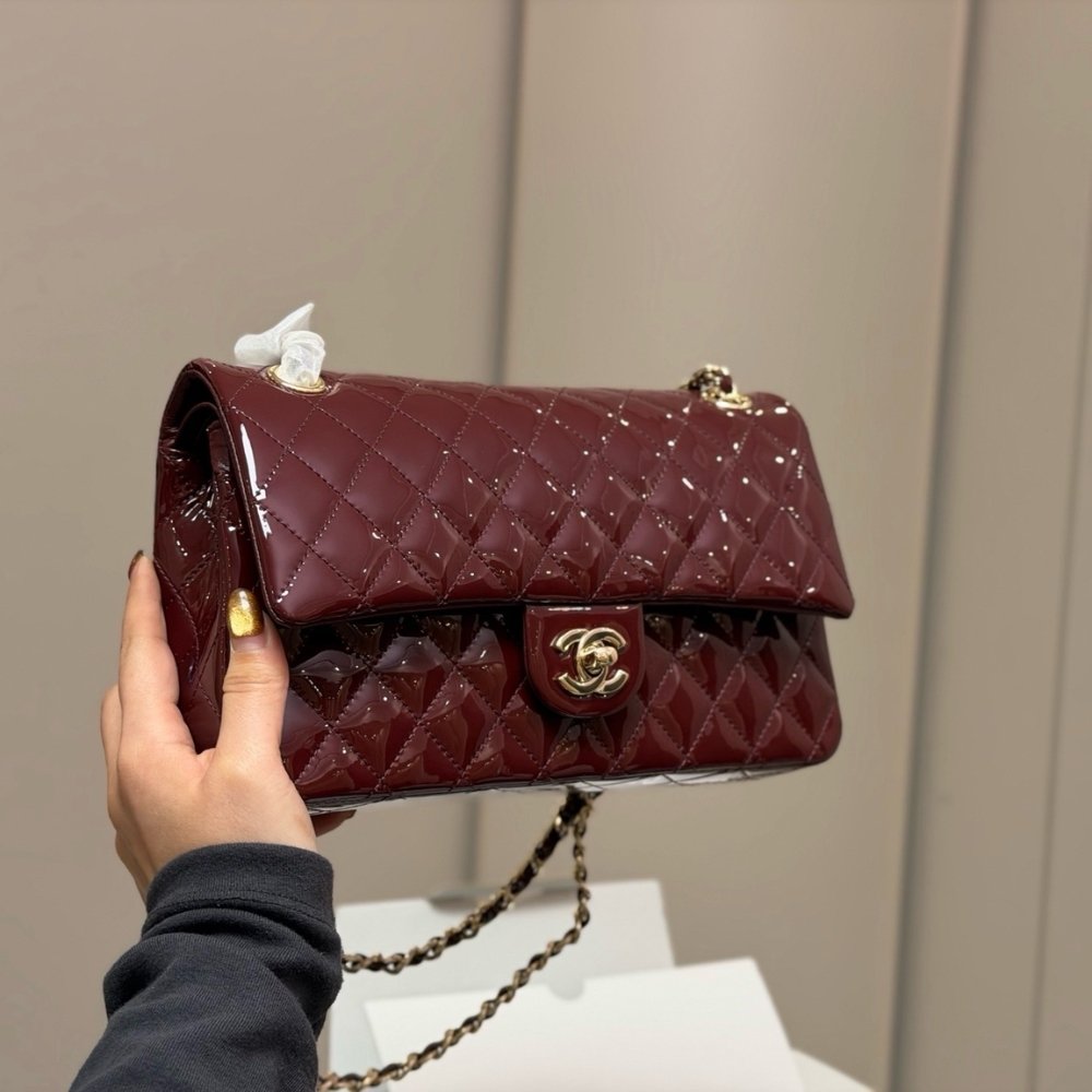 Ch**el Medium Classic Double Flap Bag Burgundy 25Cm