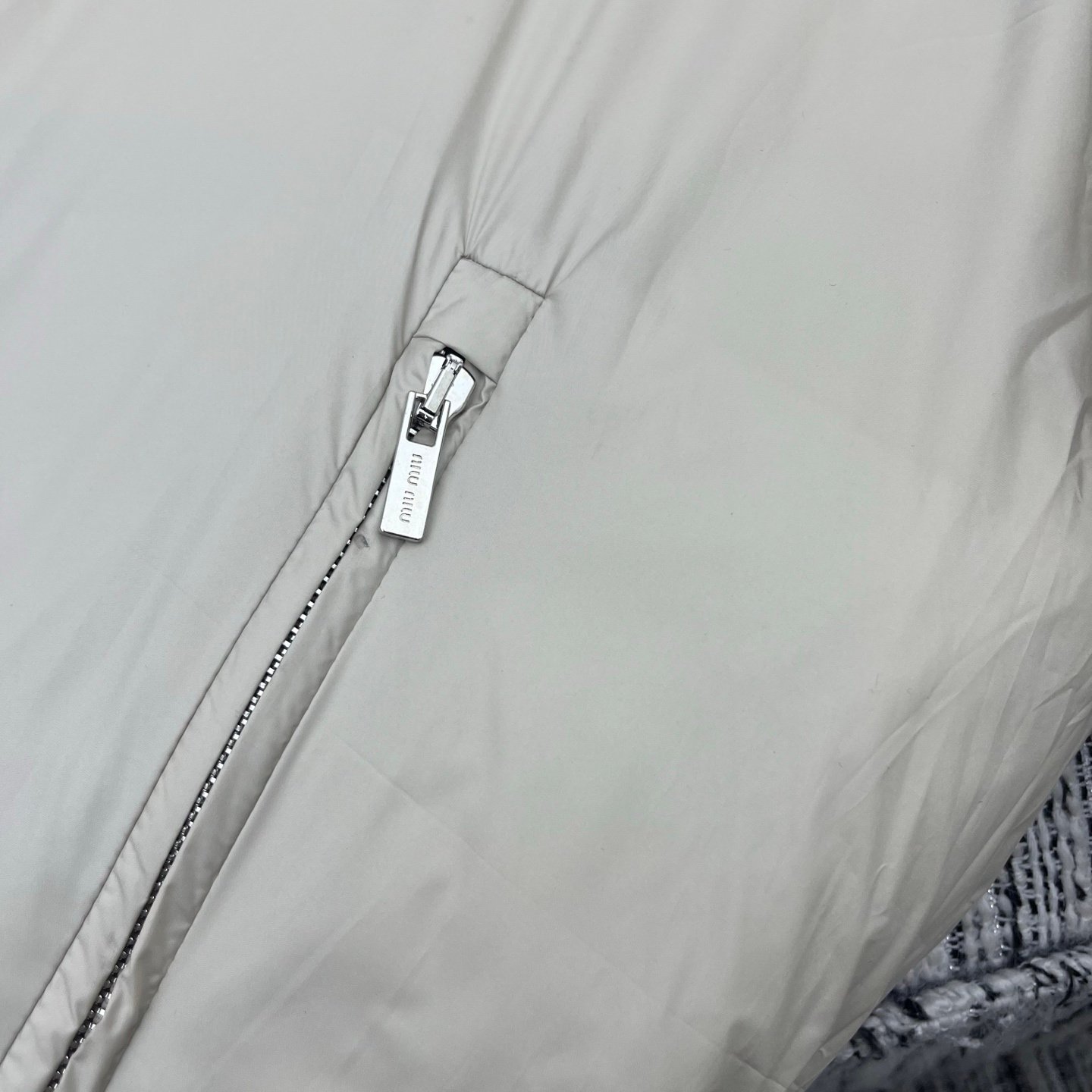 M1um1u High Neck Reversible Puffer Jacket Beige
