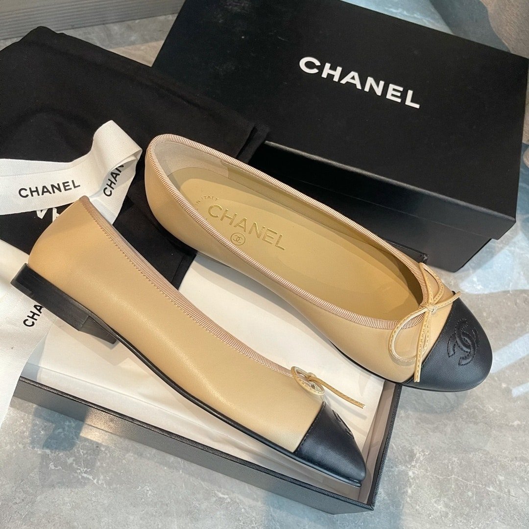 Ch**el Ballerina Beige And Black G02819 X01000 C0204