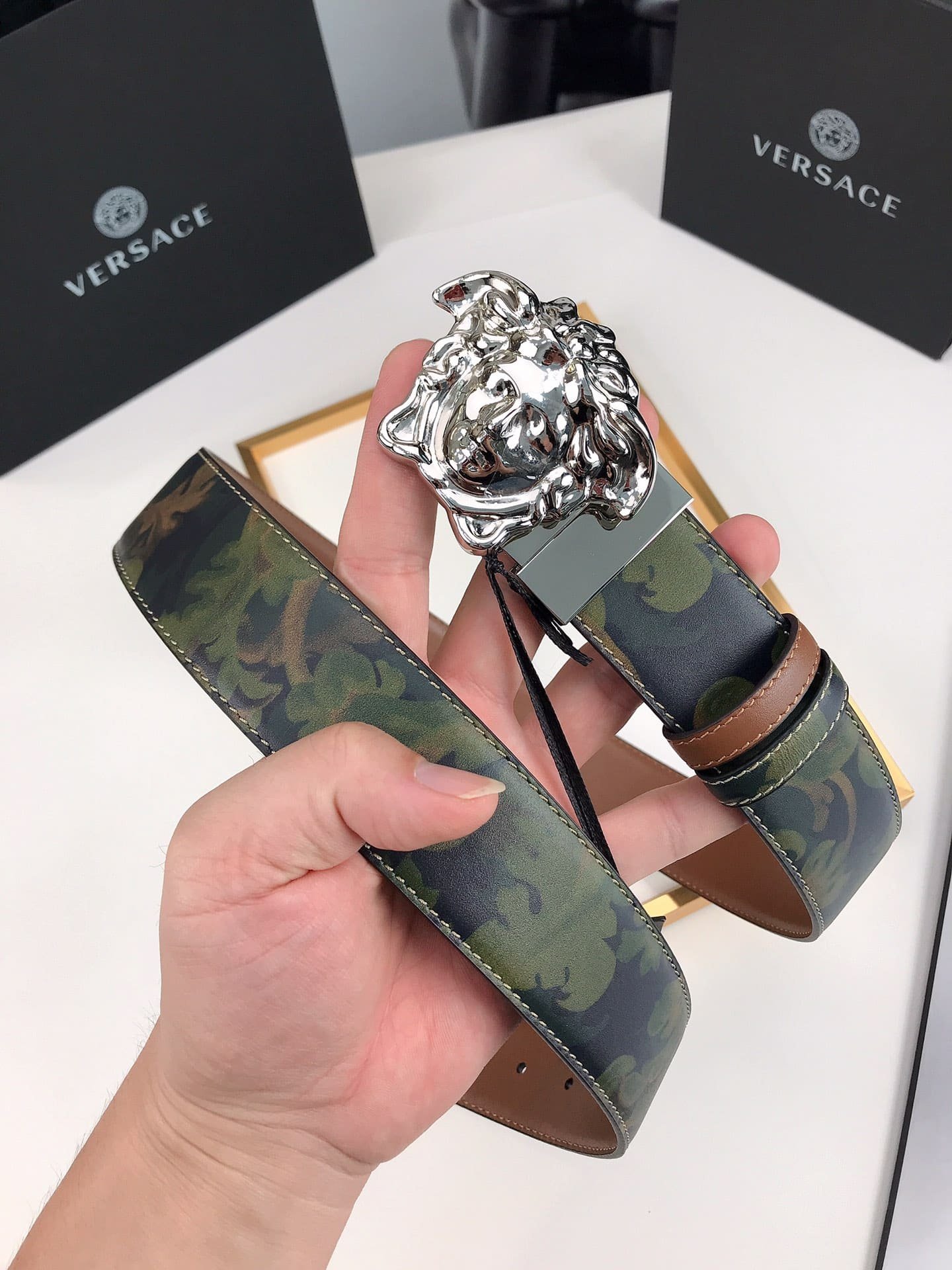 Versace La Medusa Leather Khaki Silver Metal 4Cm