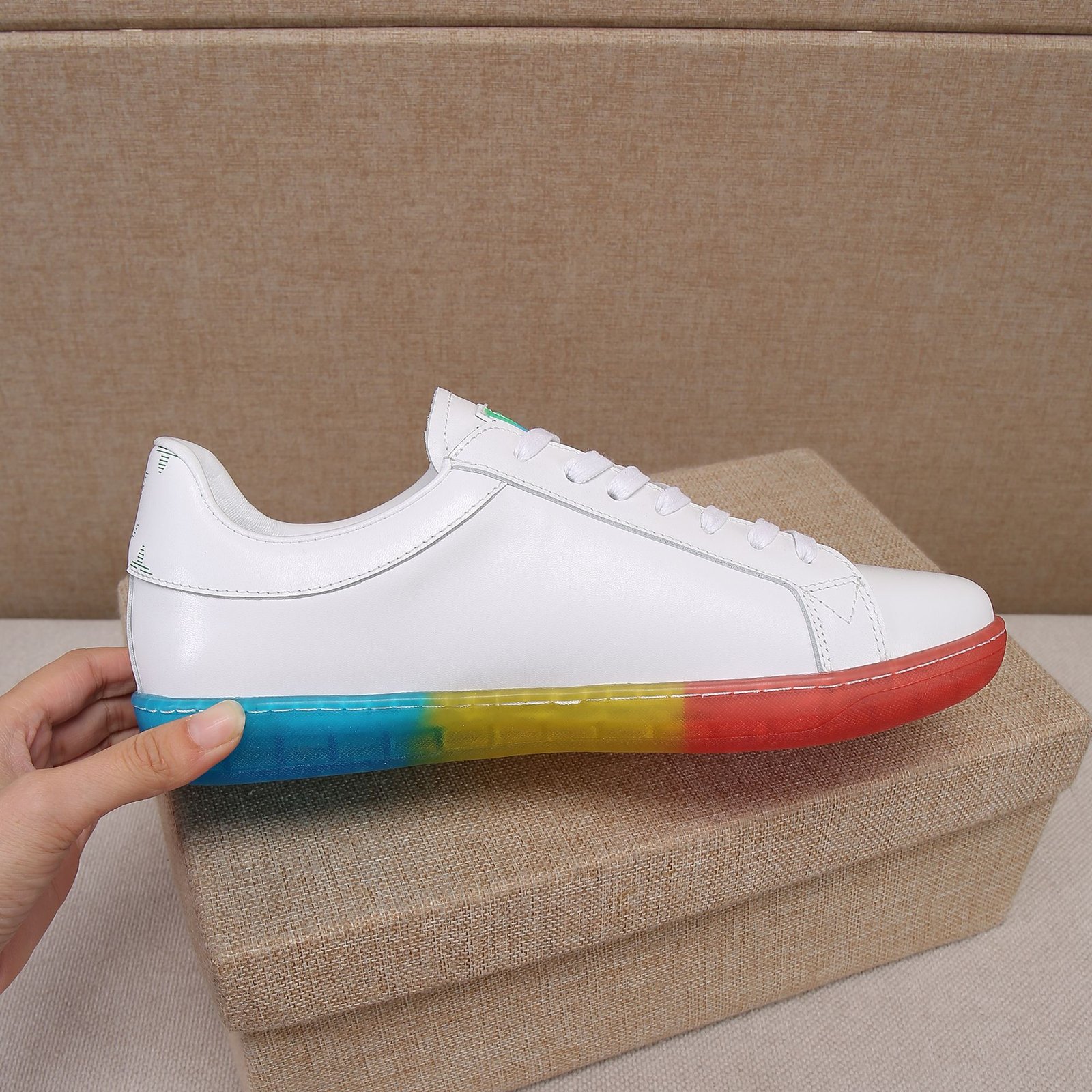 L0vis Vvtt0n Luxembourg Samothrace Sneaker White 1A9G05