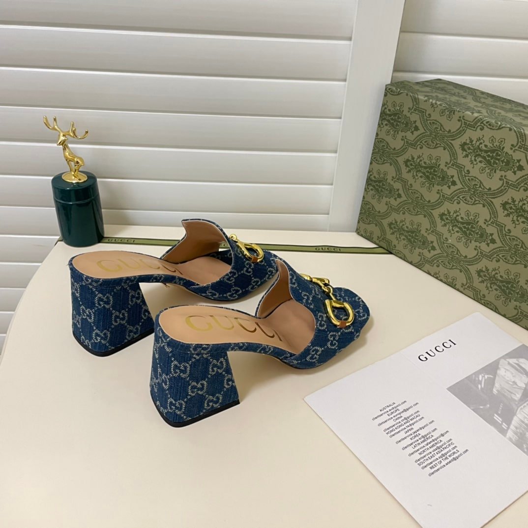 Gvc*1 Women’S Slide Monogram Sandal With Horsebit Blue