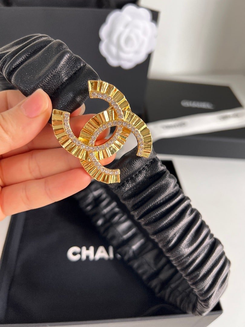 Ch**el Women’S Belt With Elastic Cowhide Encrusted Gold 30Mm