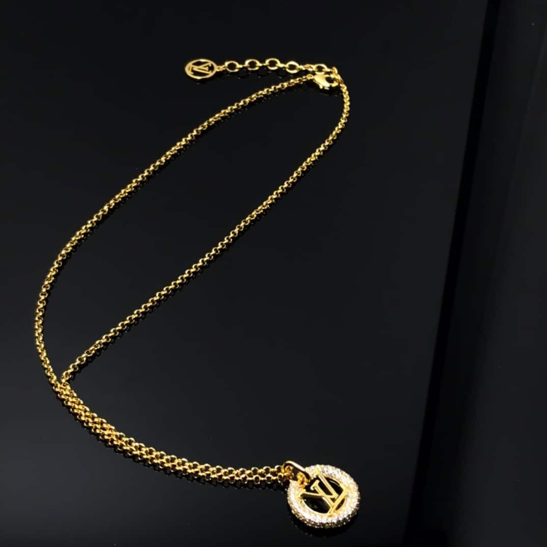 L0vis Vvtt0n L0vise By Night Necklace Gold M00759