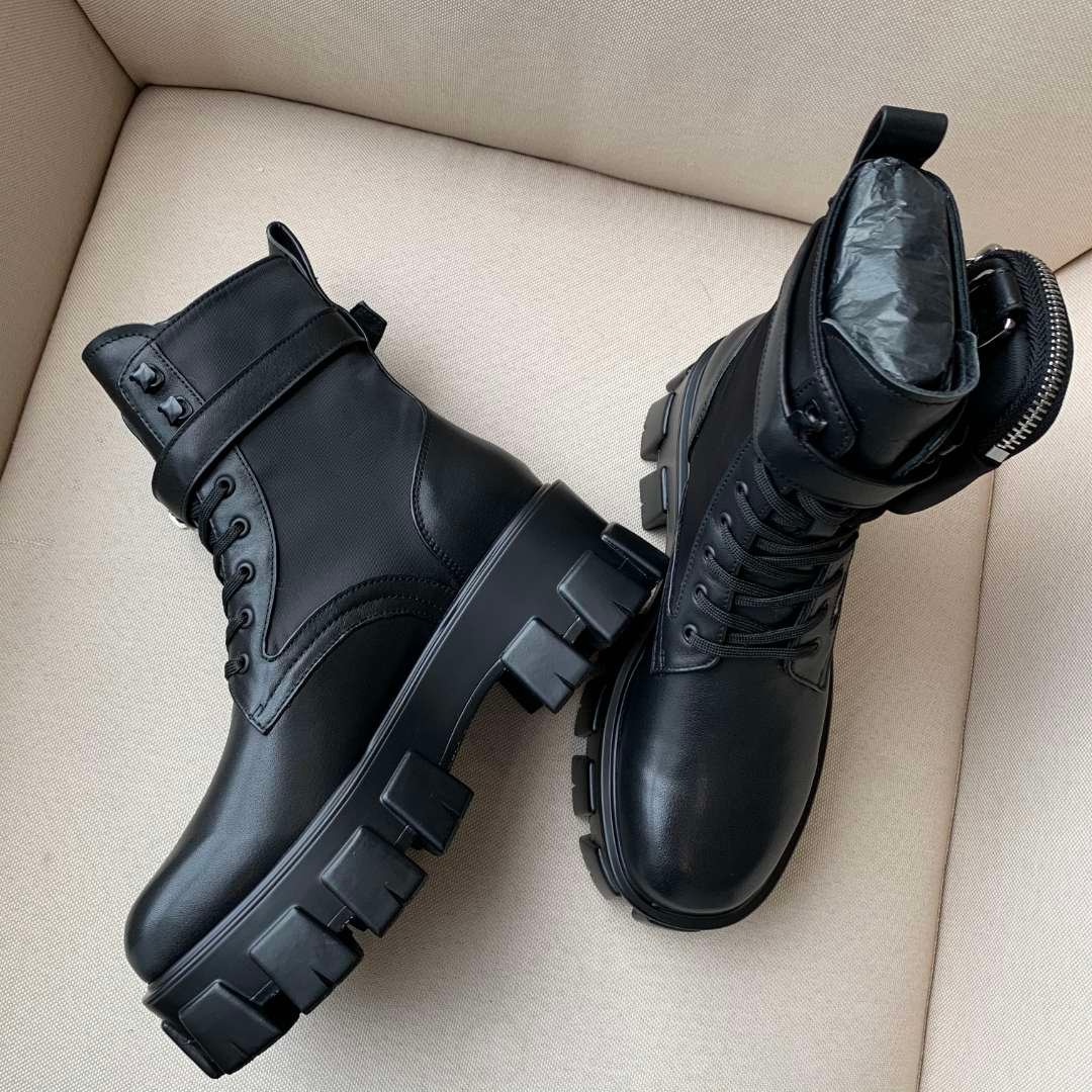 Pra*a Monolith Brushed Leather And Re Nylon With Pouch Boots Black 2Ue007 3Lfr F0002 F D002