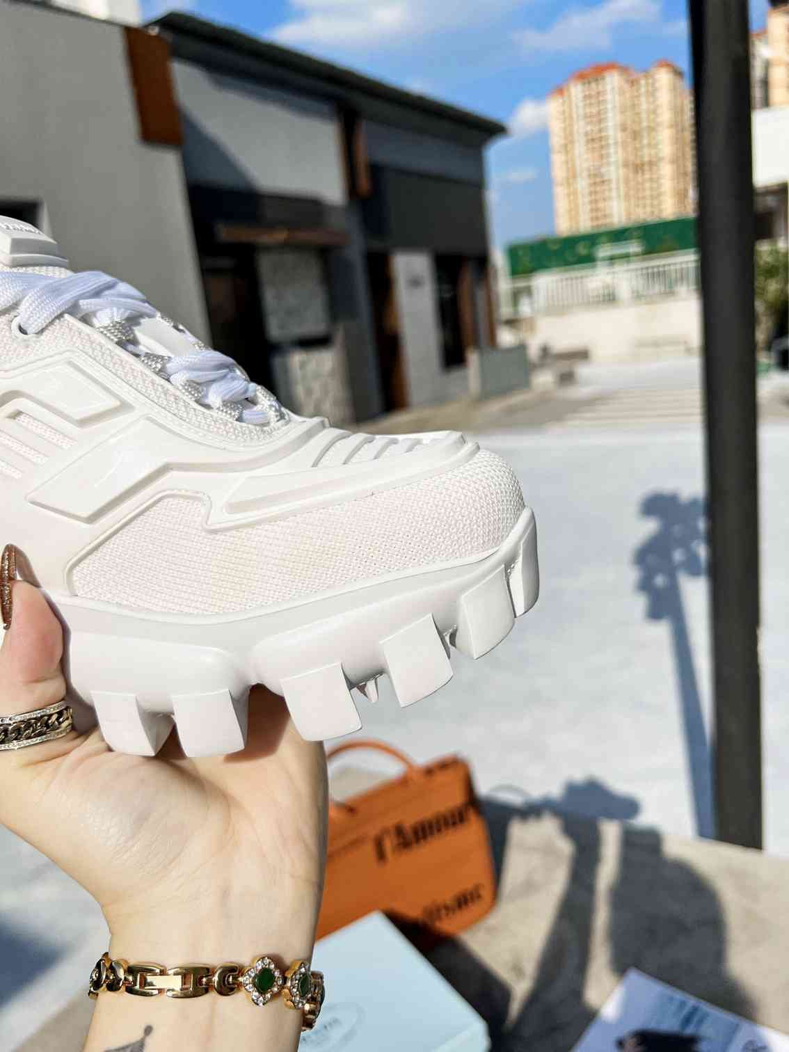 Pra*a Cloudbust Thunder Sneakers White 1E819L3Kr2F0009F050