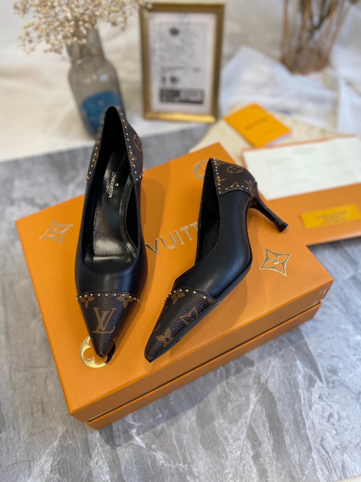 L0vis Vvtt0n Cherie Pump Black Brown 1A8N7F