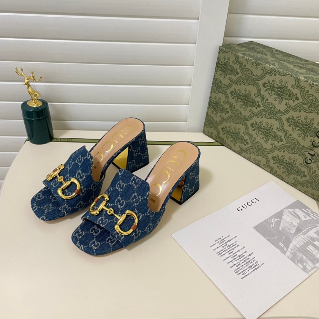 Gvc*1 Women’S Slide Monogram Sandal With Horsebit Blue