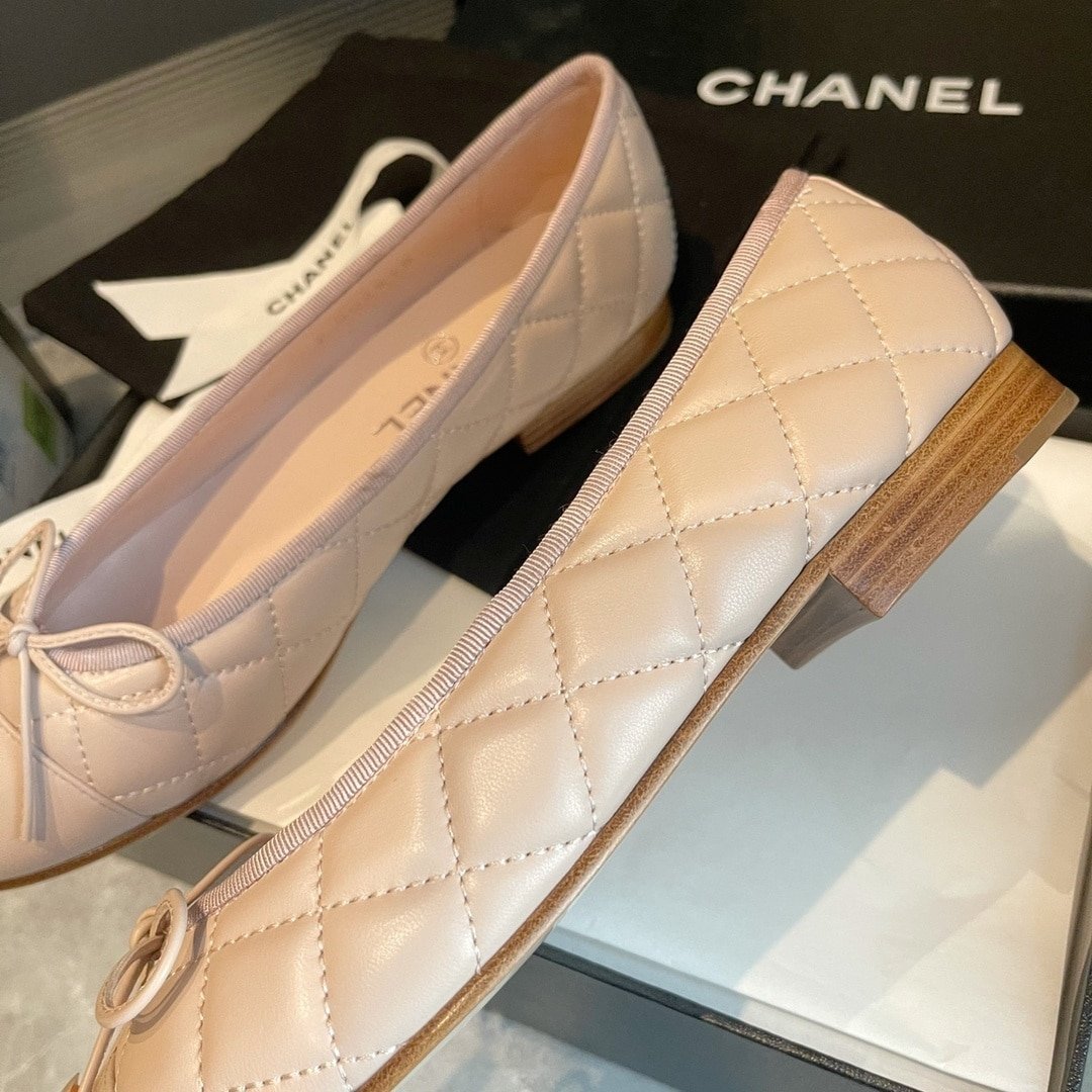 Ch**el Ballerina Light Pink