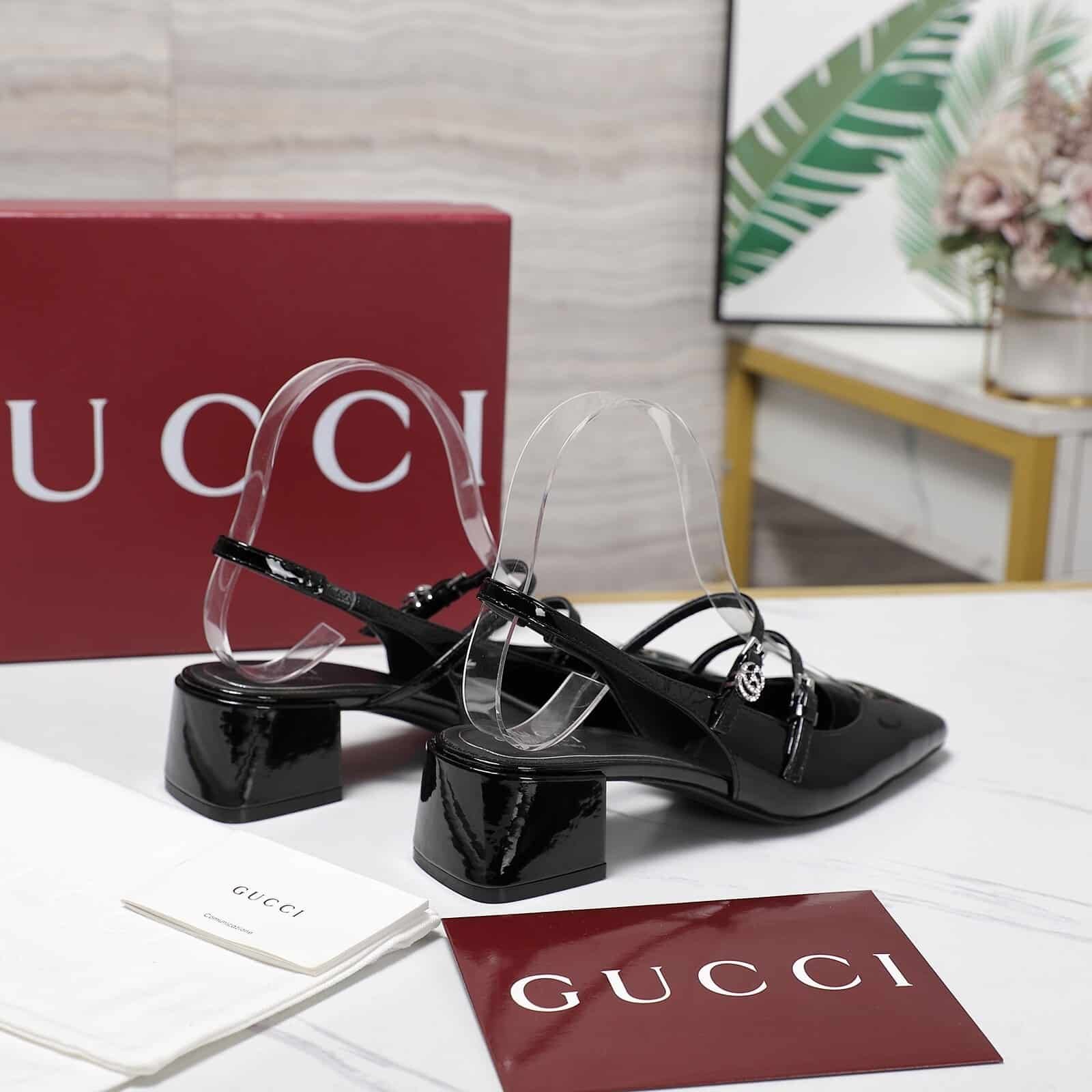 Gvc*1 Women Pump With Double G Black Leather 832474 Bnc80 1000
