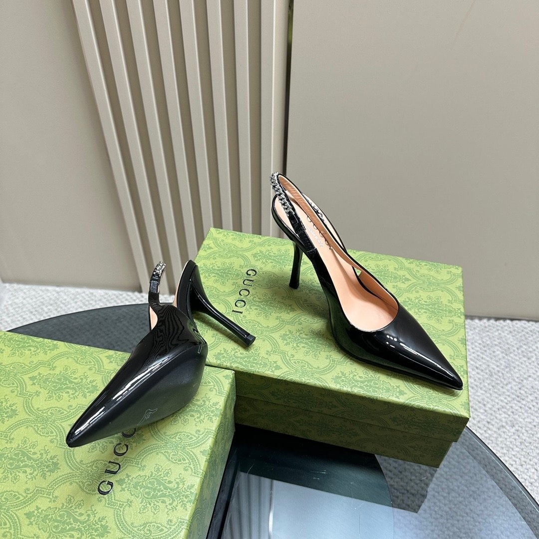 Gvc*1 Signoria Slingback Pump Black