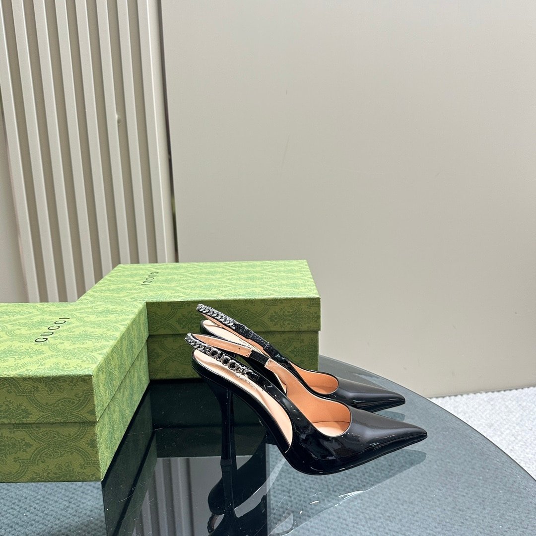 Gvc*1 Signoria Slingback Pump Black