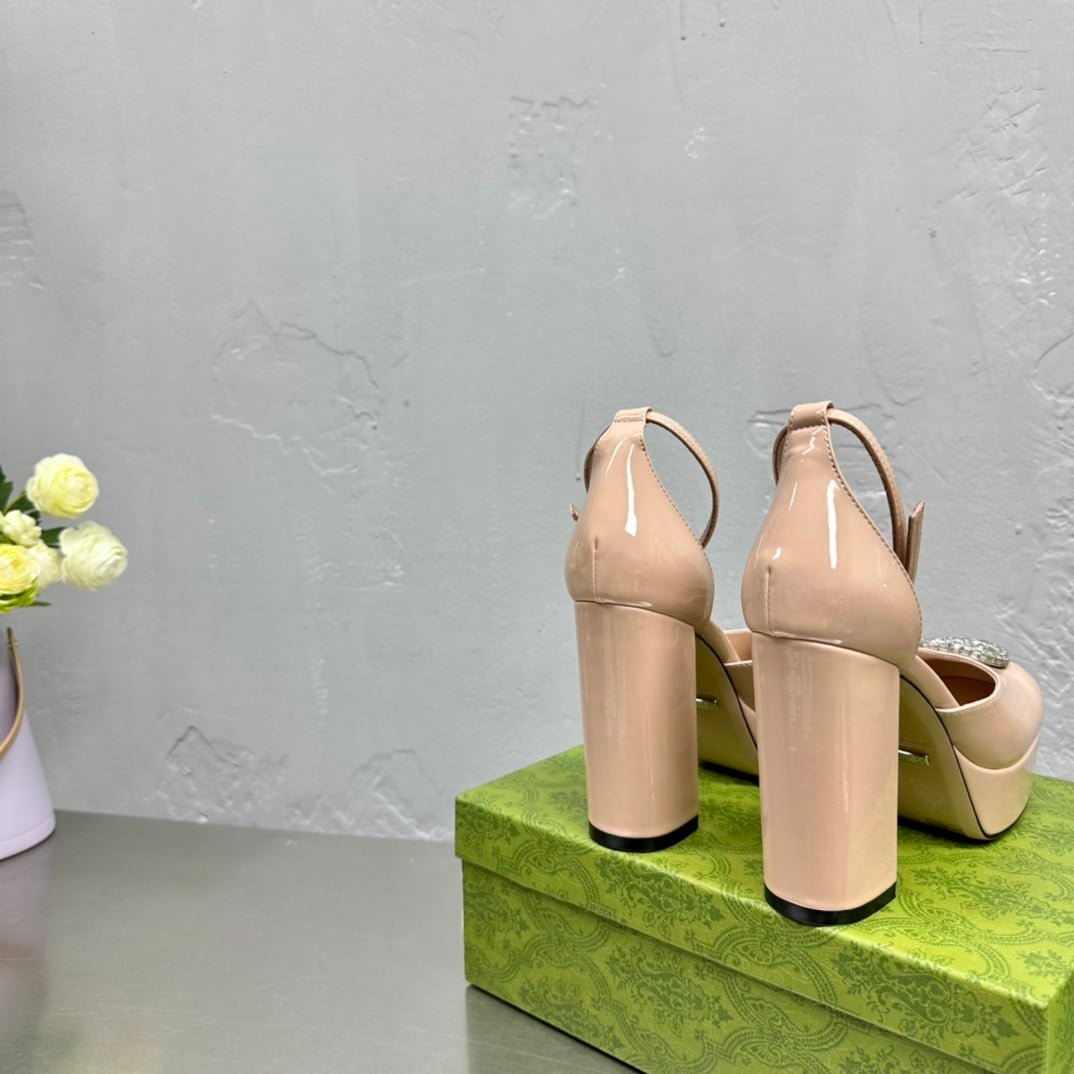 Gvc*1 Women’S Platform Pump With Double G Beige