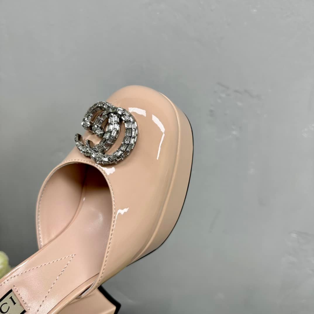 Gvc*1 Women’S Platform Pump With Double G Beige