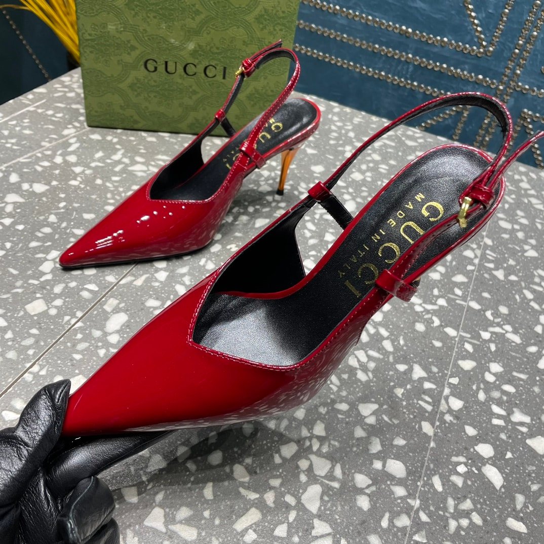 Gvc*1 Women’S Platform Pump Red